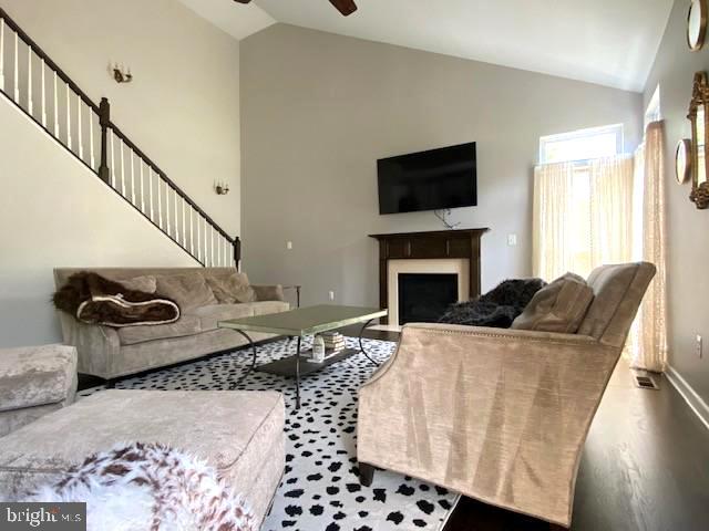 ARCHERS ROCK - Residential