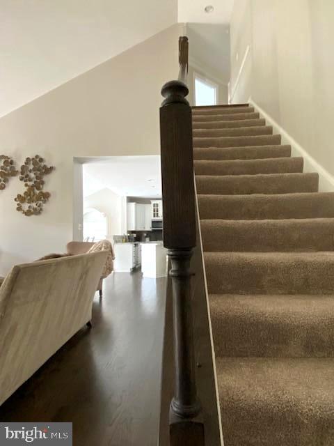 ARCHERS ROCK - Residential