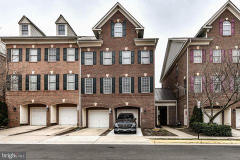 4609 HUMMINGBIRD LANE 106 FAIRFAX VA 22033