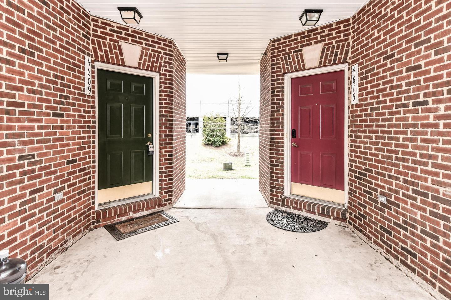 4609 HUMMINGBIRD LANE 106