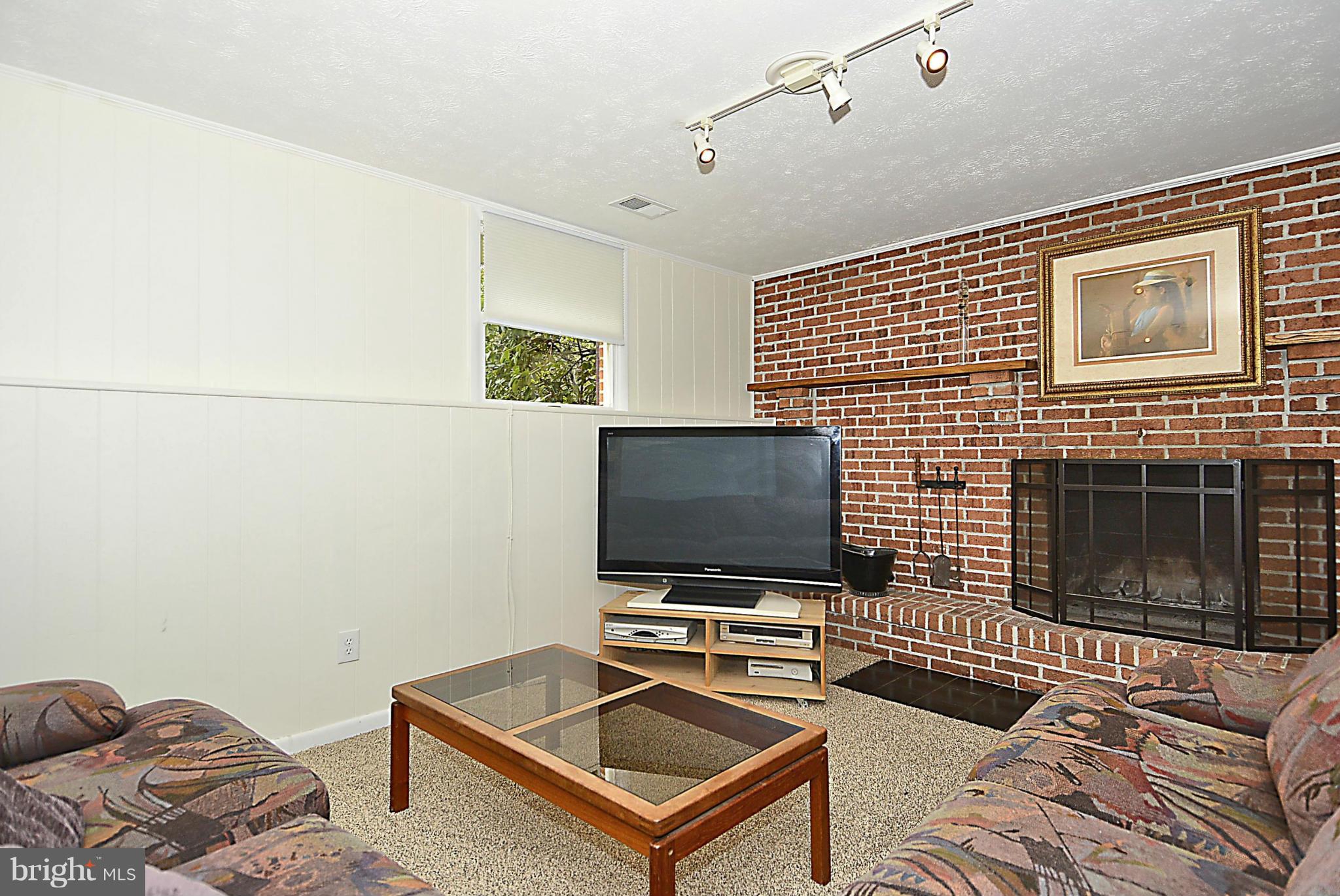 GREENLEAF - Residential