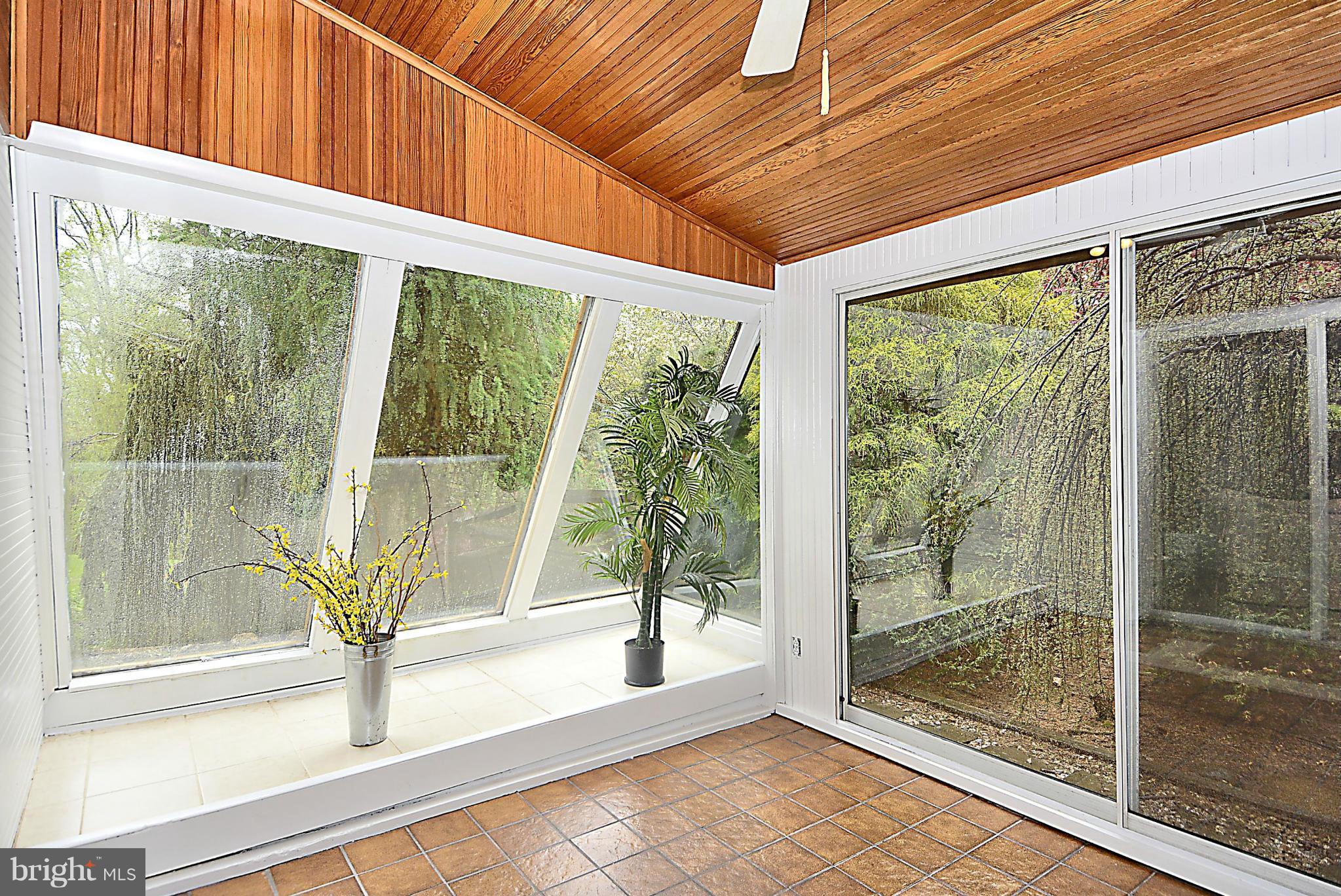 GREENLEAF - Residential