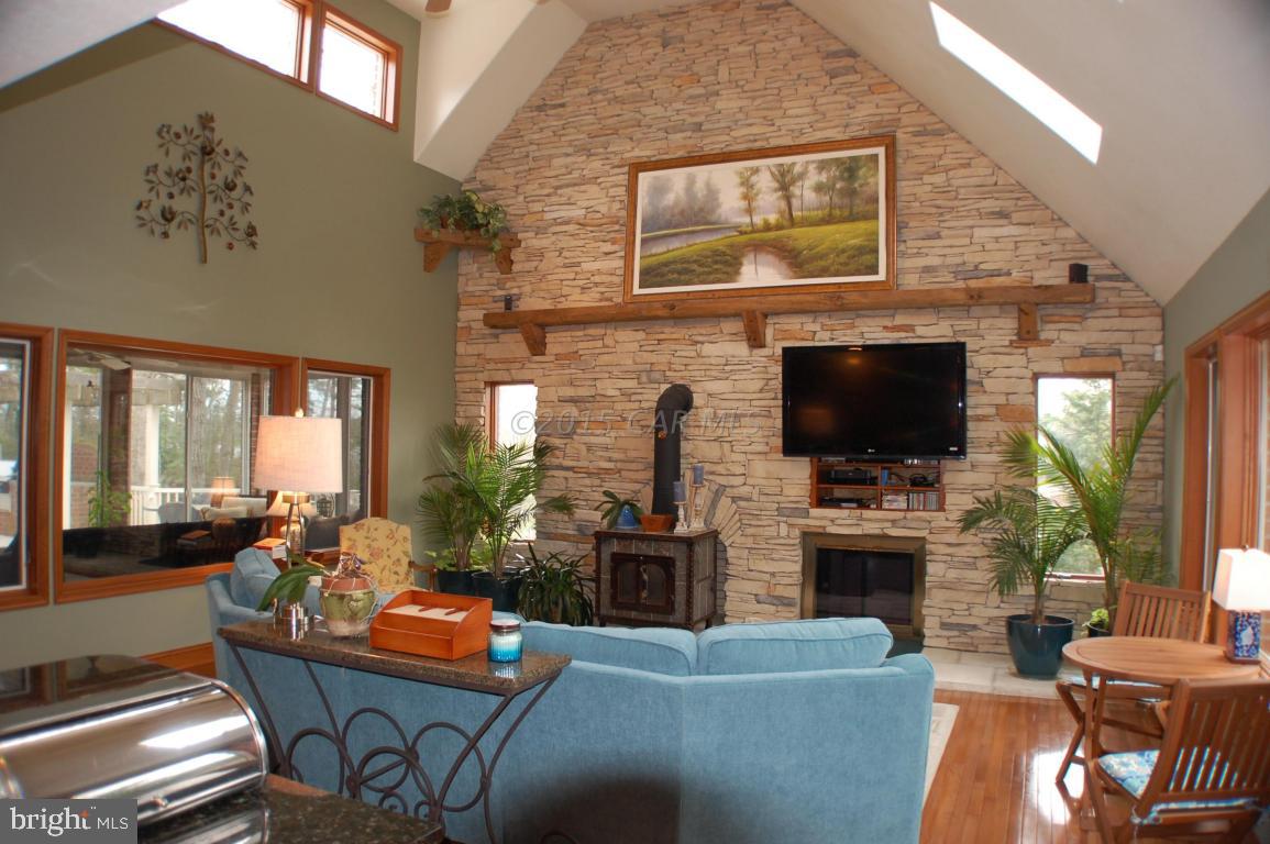 PINEY POINT - Residential