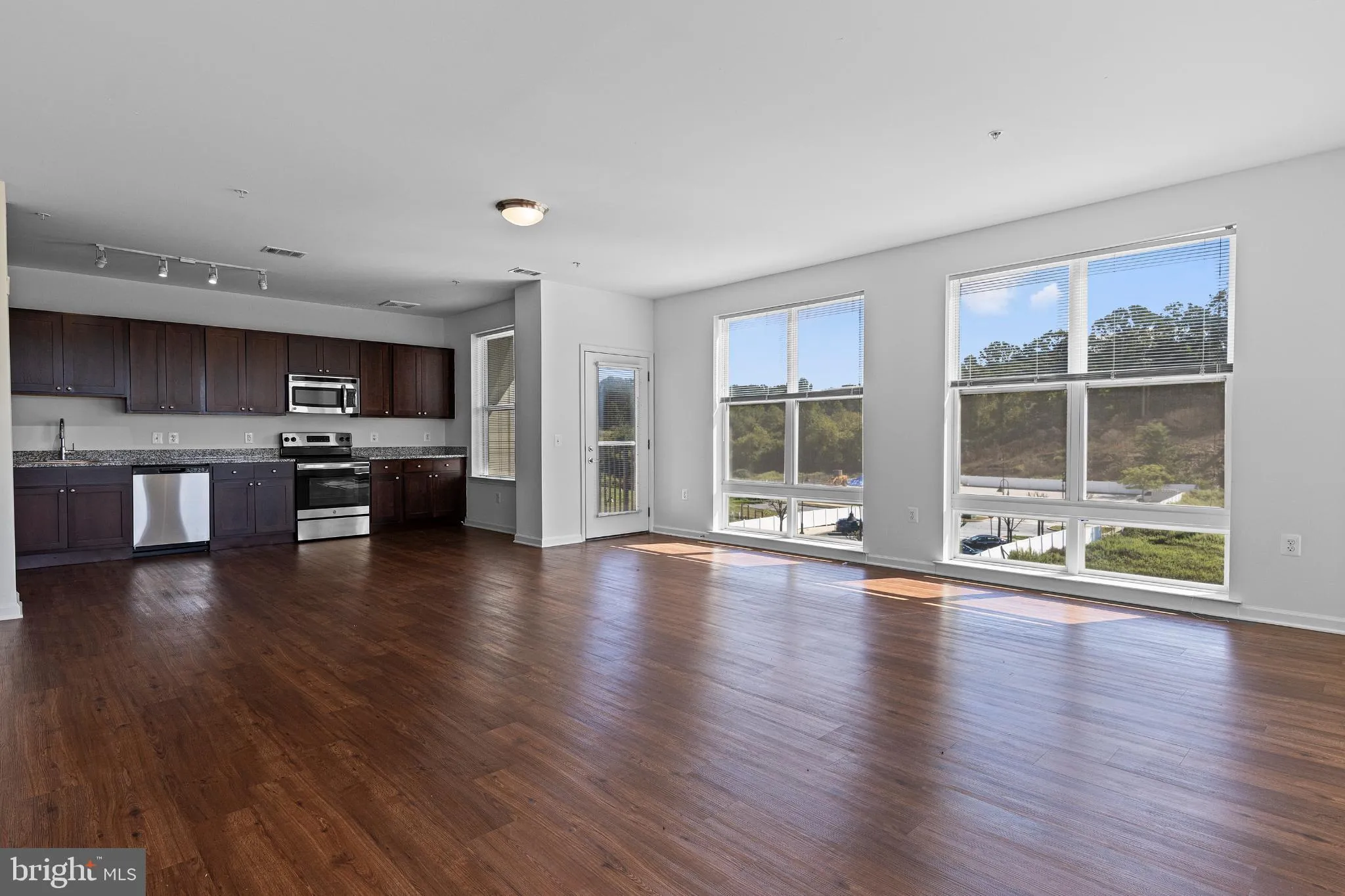 Malvern, Pennsylvania 19355, United States, 3 Bedrooms Bedrooms, ,2 BathroomsBathrooms,Residential,Active,211324