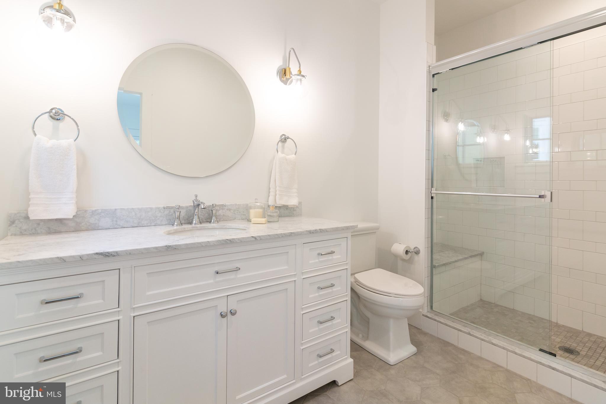 EASTPORT - Residential Lease
