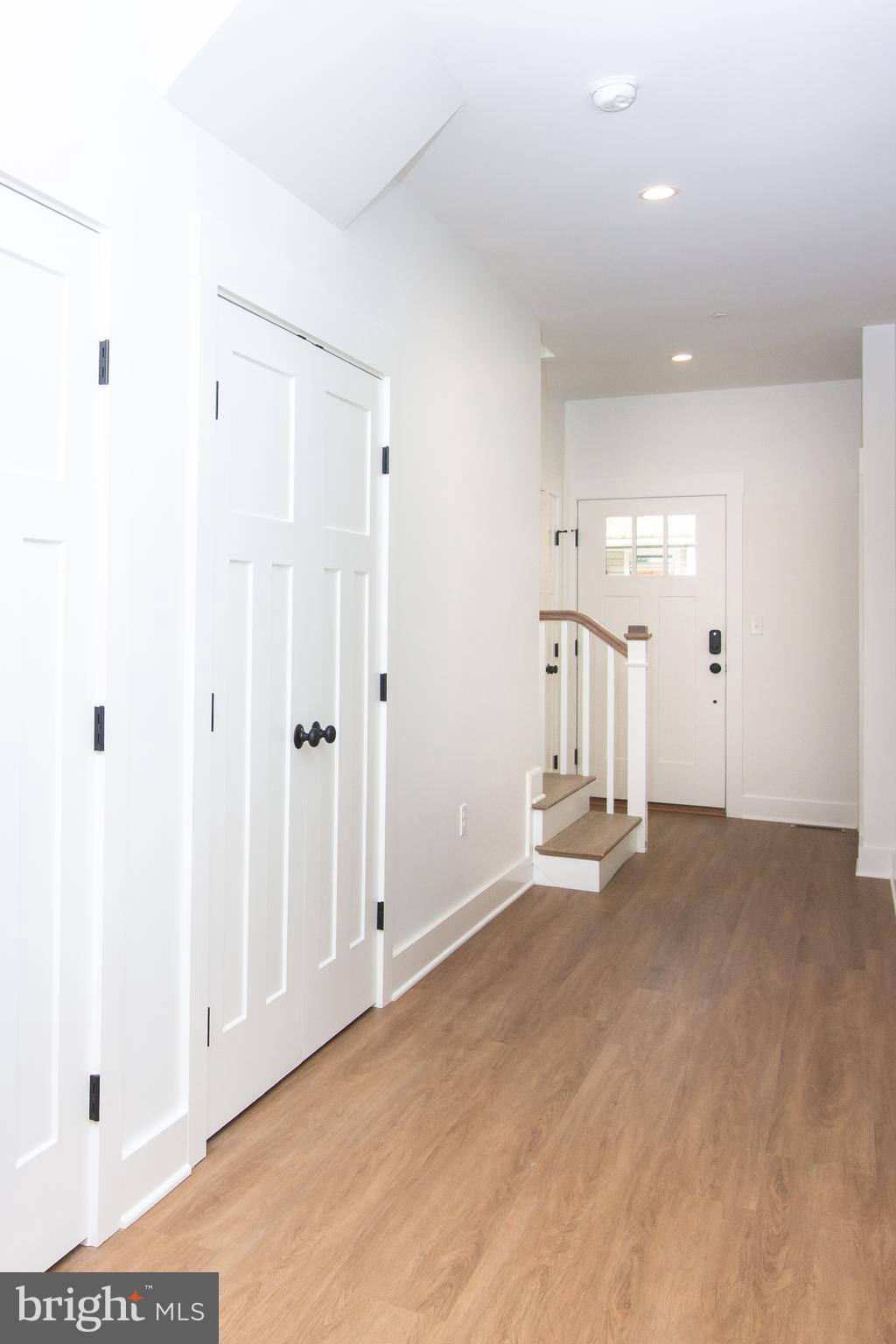 EASTPORT - Residential Lease