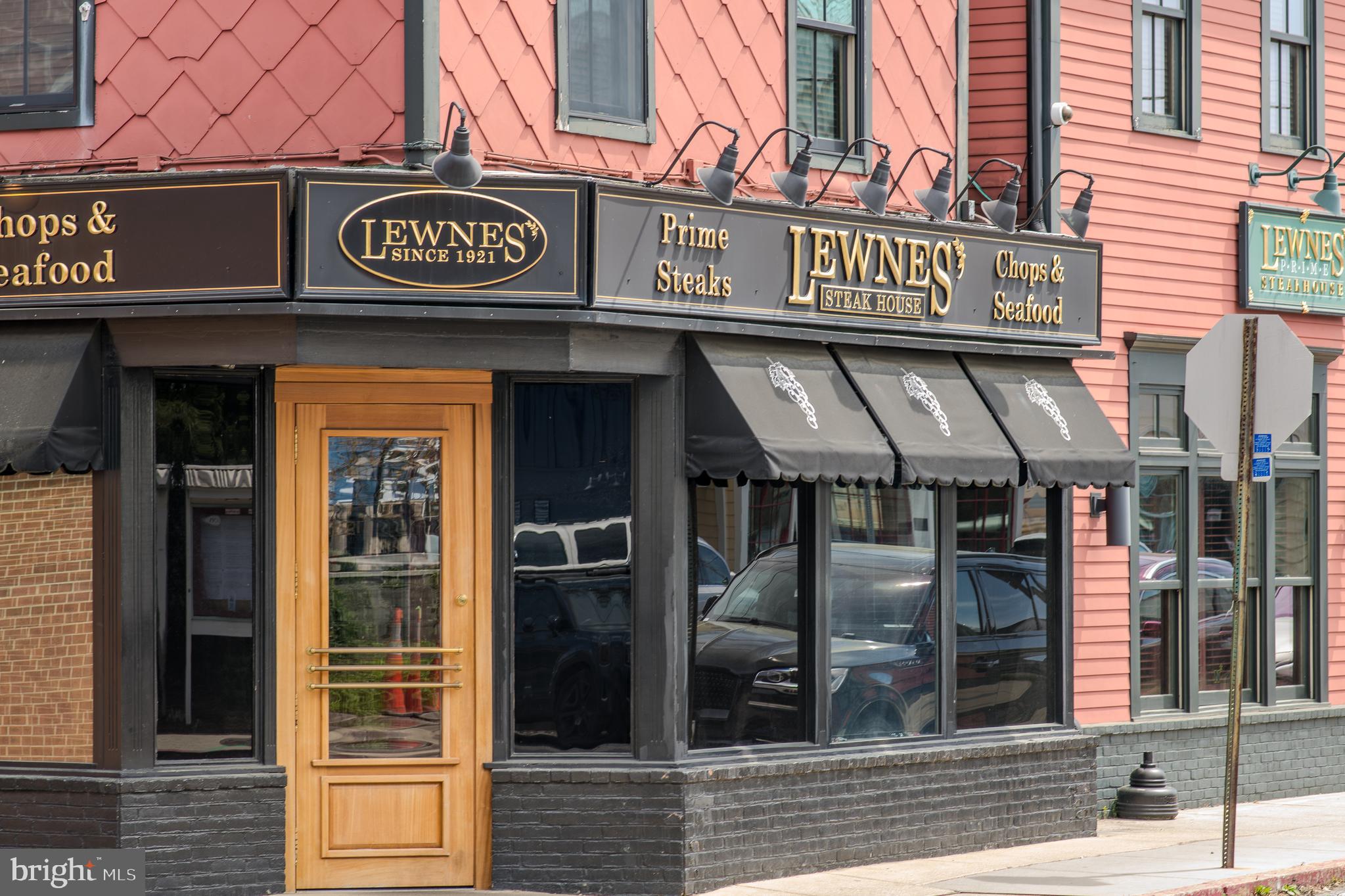 EASTPORT - Residential Lease
