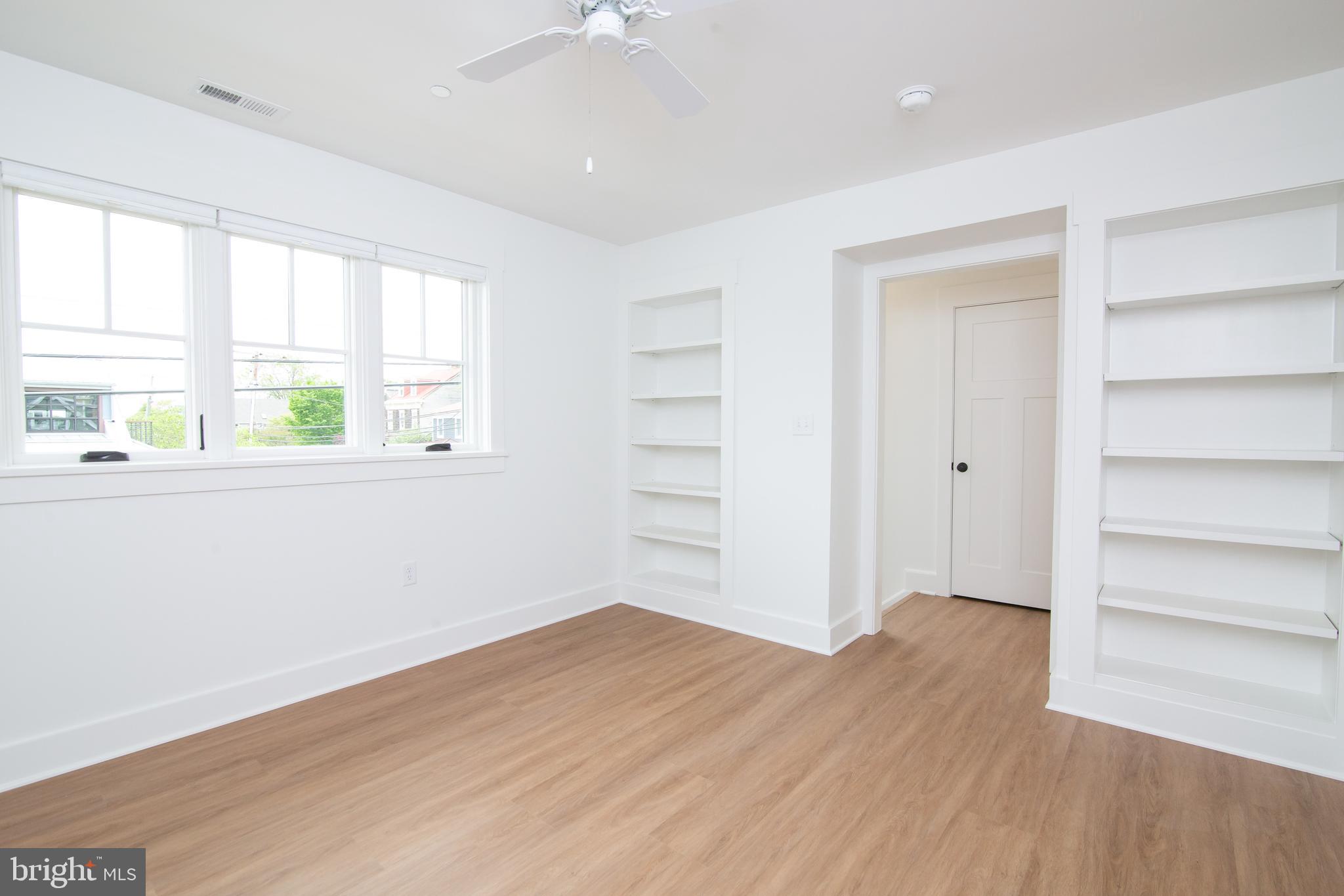EASTPORT - Residential Lease
