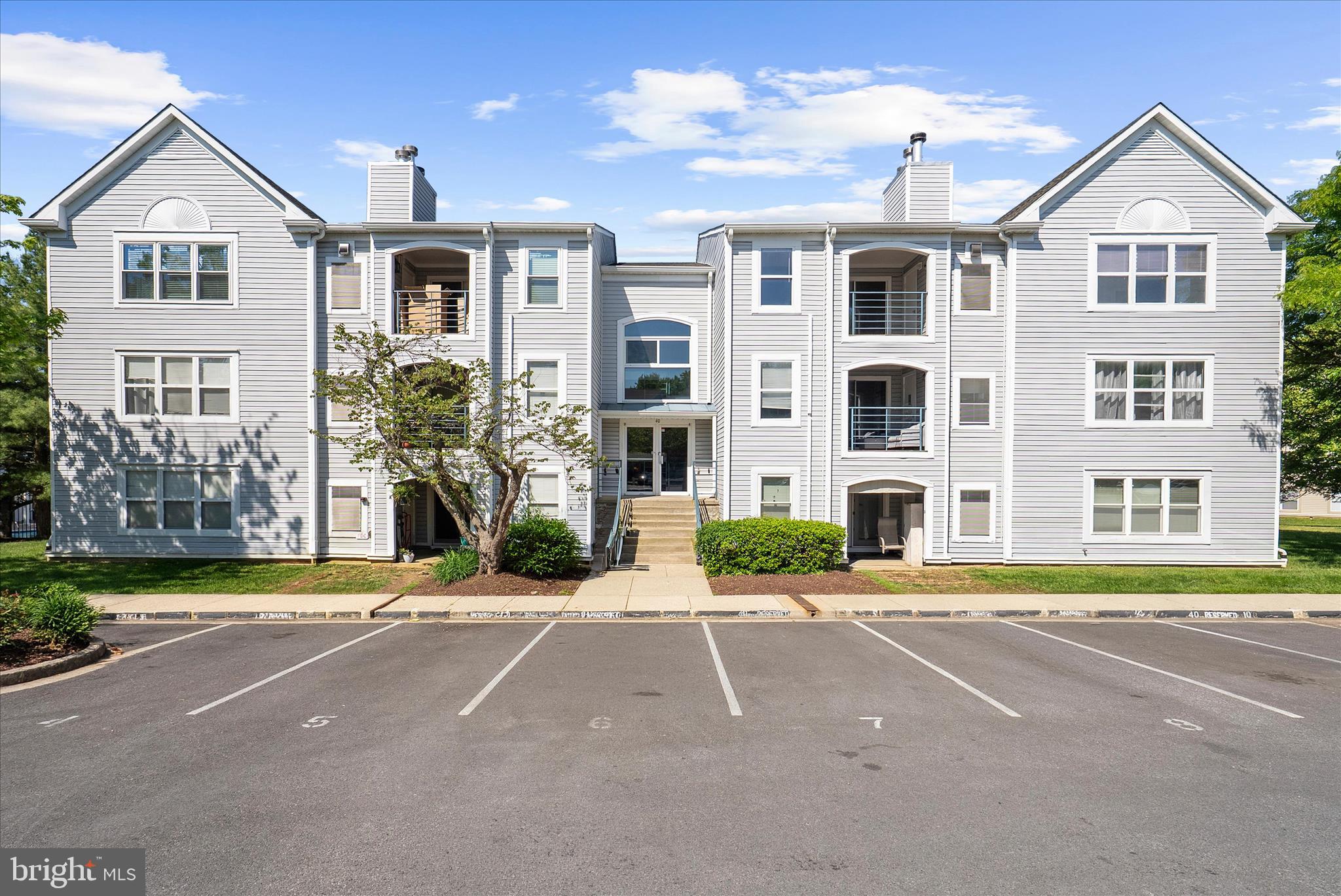 ANNAPOLIS OVERLOOK - Residential