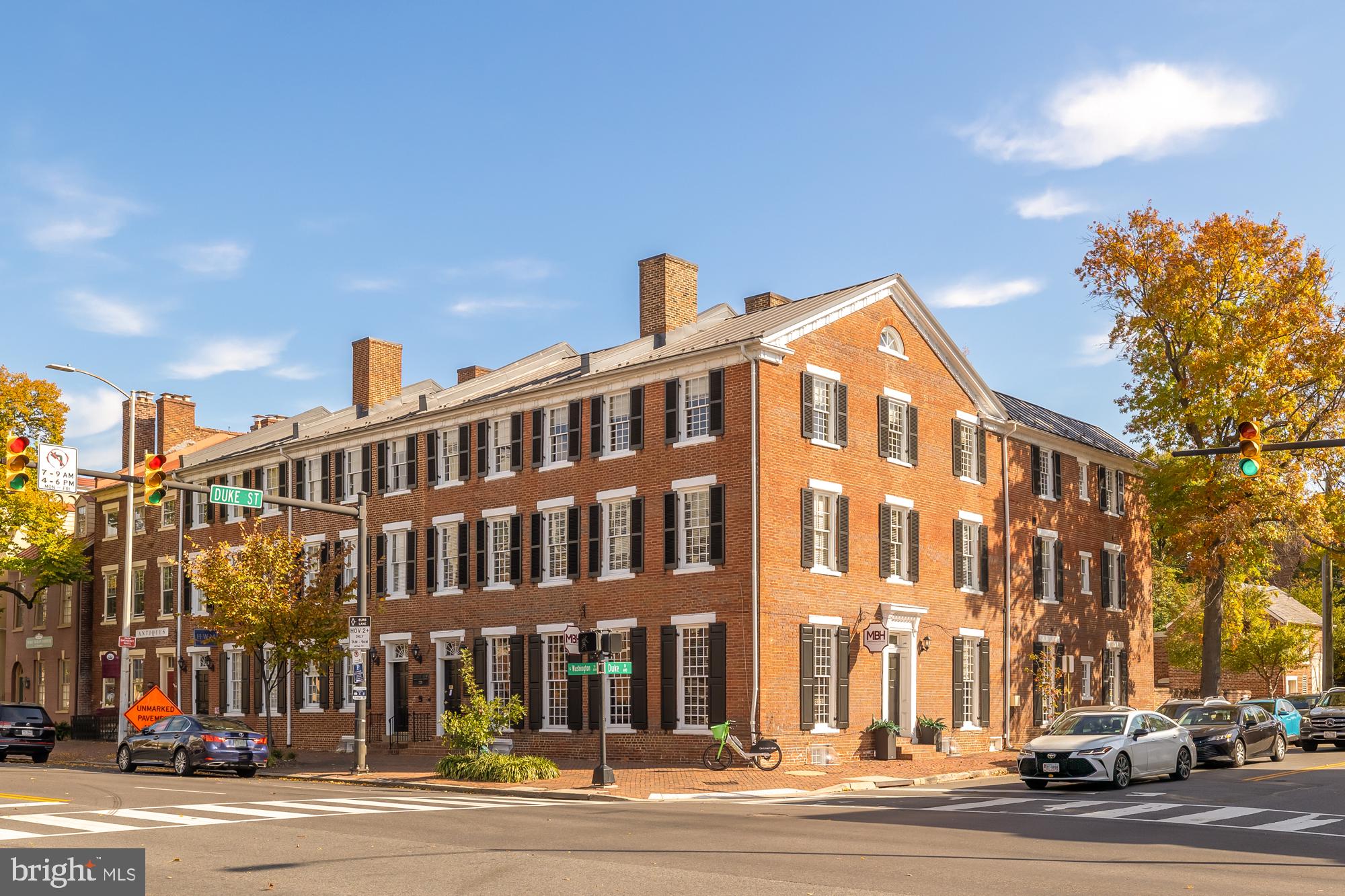 228 S WASHINGTON STREET 100