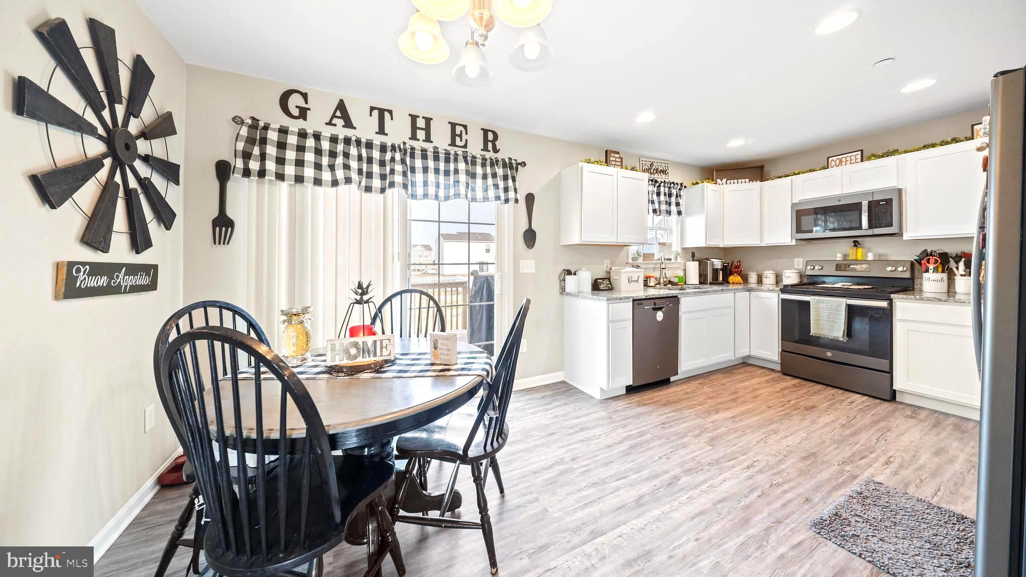 SOUTHERN FLDS - Residential