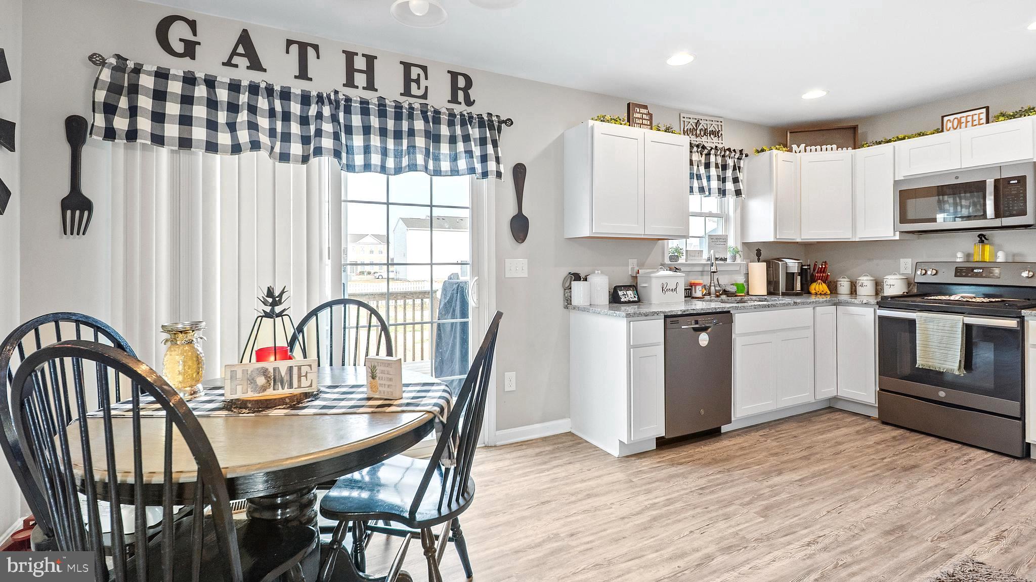 SOUTHERN FLDS - Residential