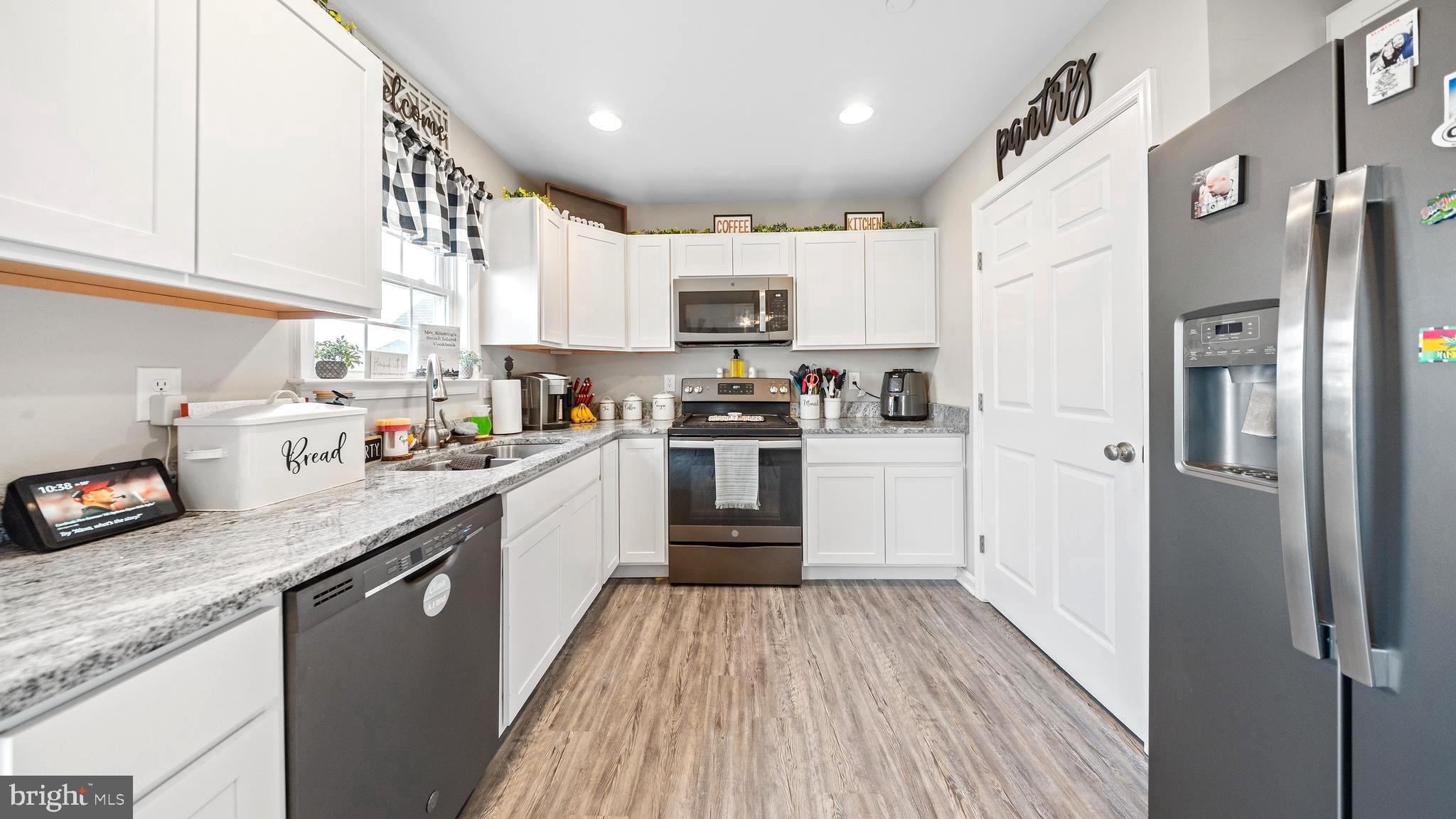 SOUTHERN FLDS - Residential