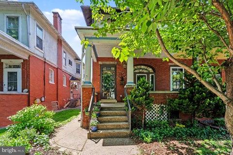 Townhouse For Sale - 2226 N 2nd Street<br/> HARRISBURG, PA 17110