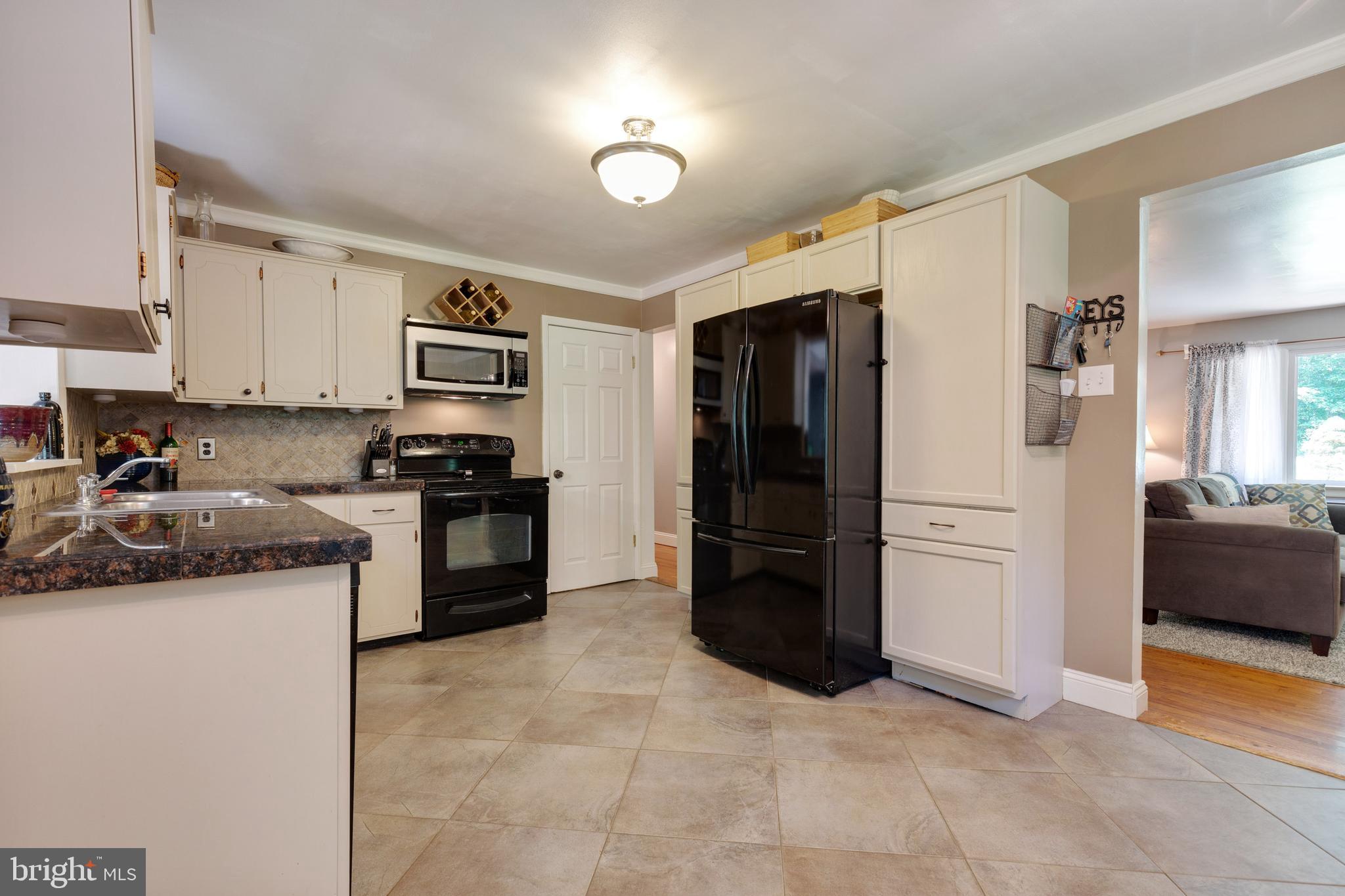 LAKE ARROWHEAD - Residential