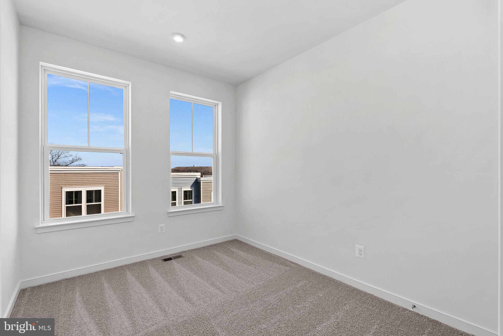 CASCADE LANDING - Residential