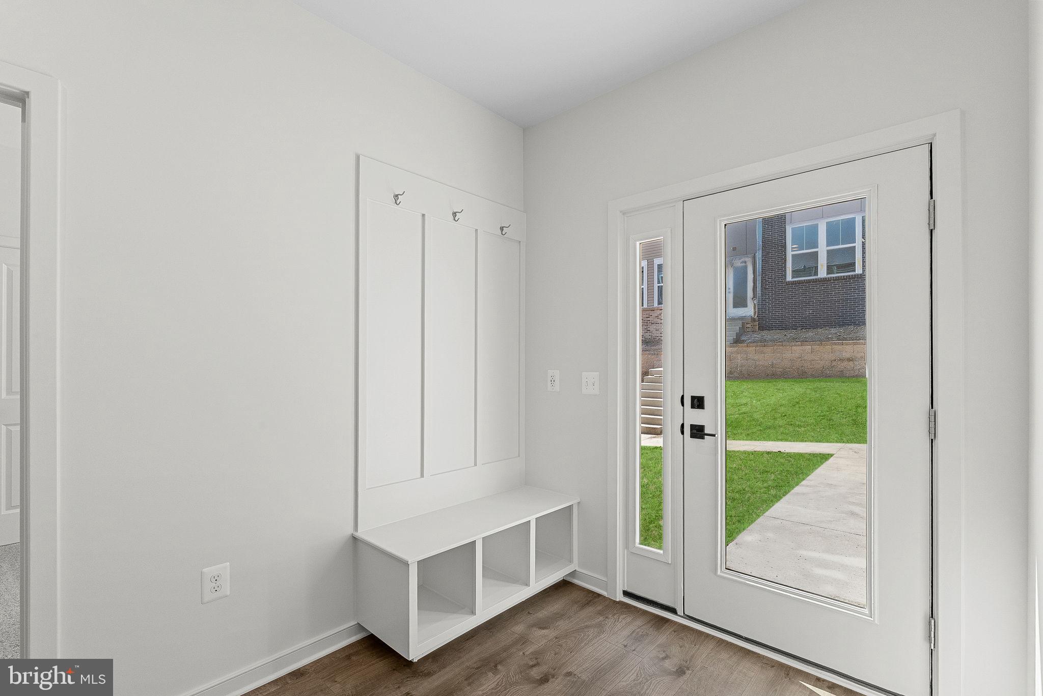 CASCADE LANDING - Residential