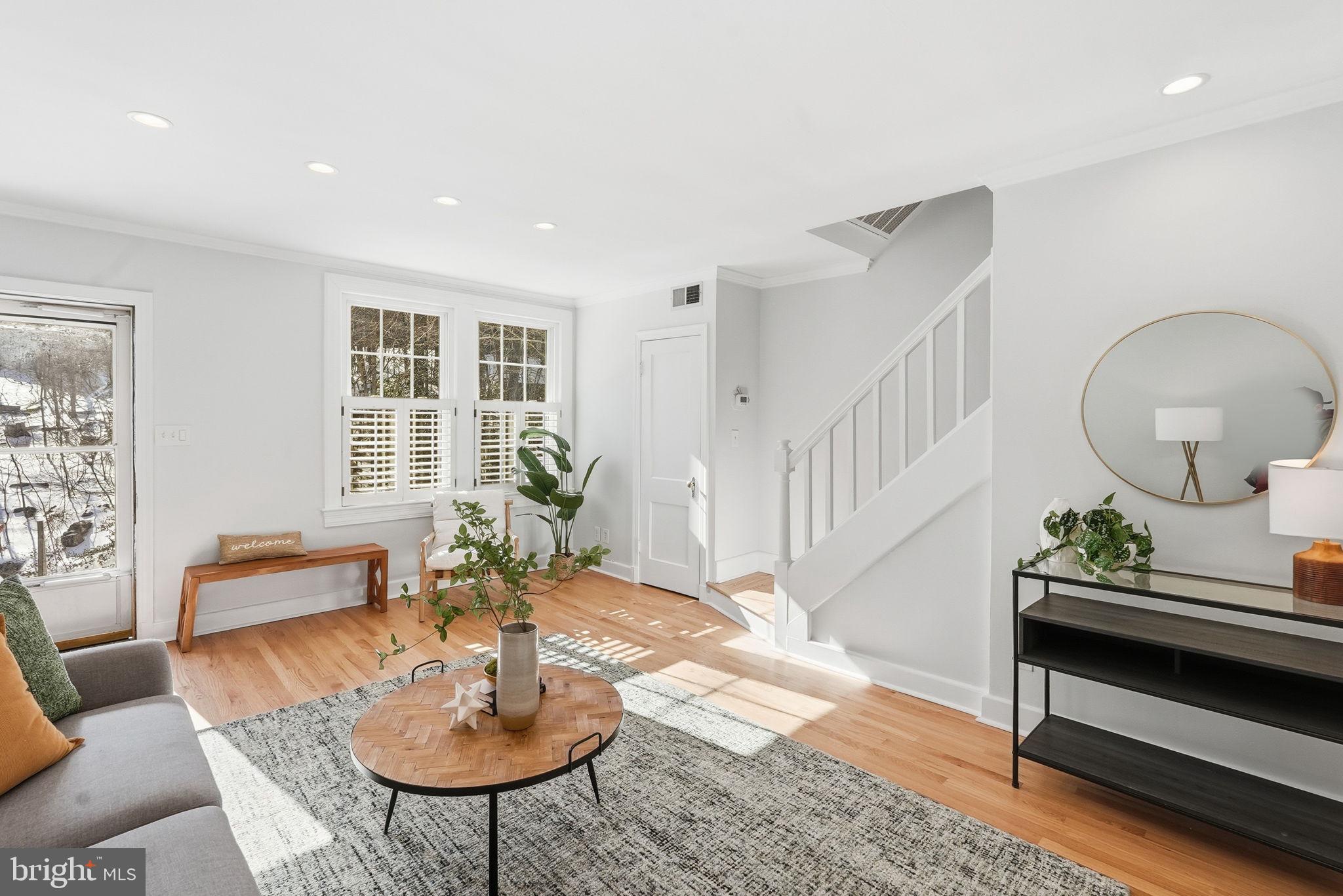 ARLINGTON VILLAGE - Residential