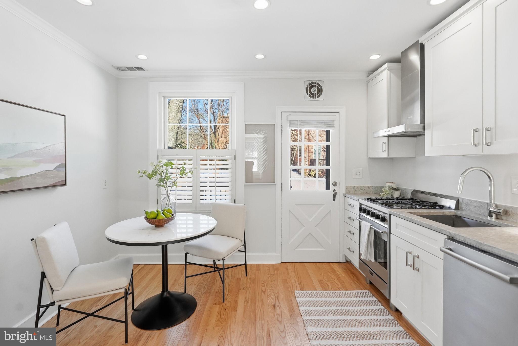 ARLINGTON VILLAGE - Residential