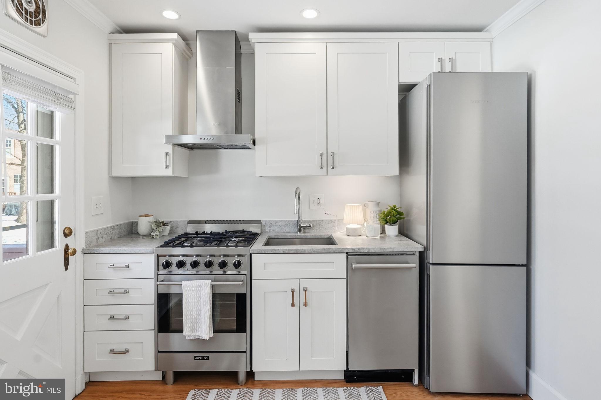 ARLINGTON VILLAGE - Residential