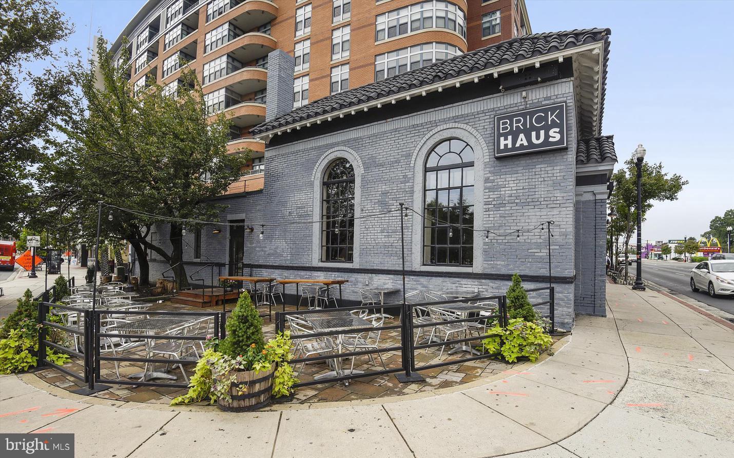 ARLINGTON VILLAGE - Residential