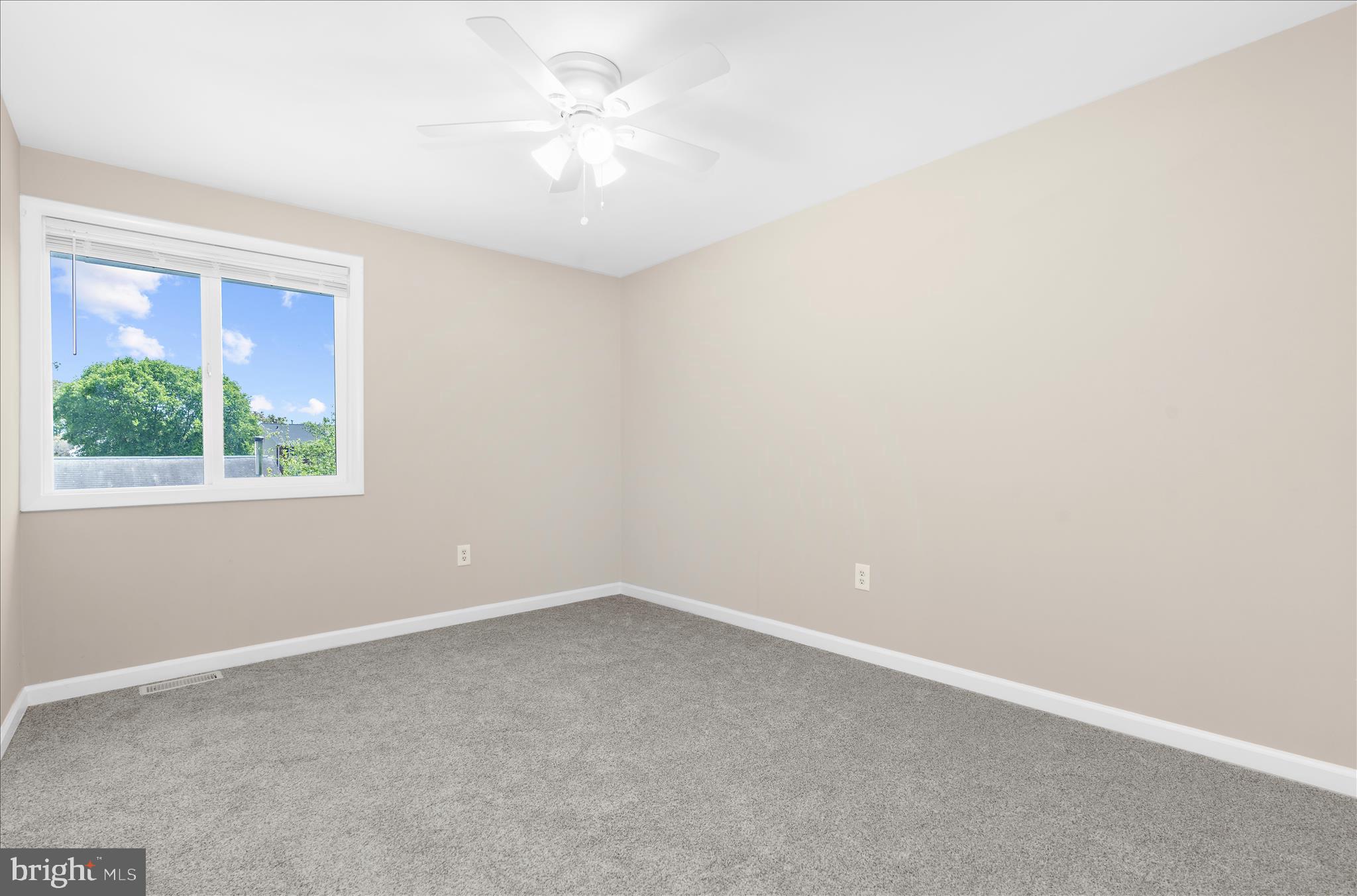 ROCK CREEK ESTATES - Residential