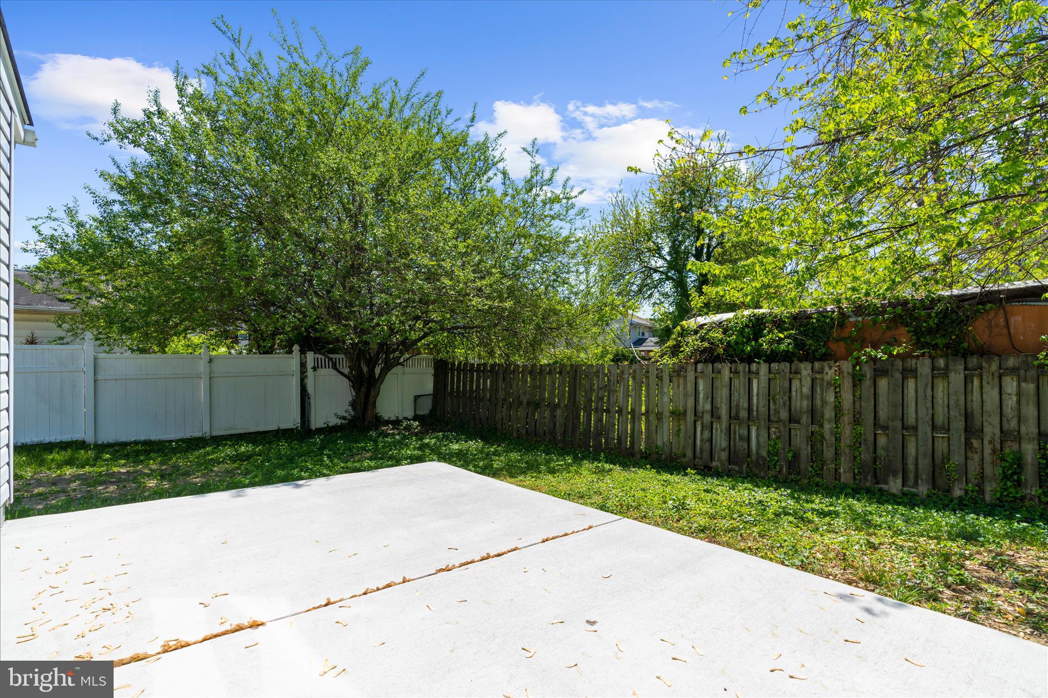 ROCK CREEK ESTATES - Residential