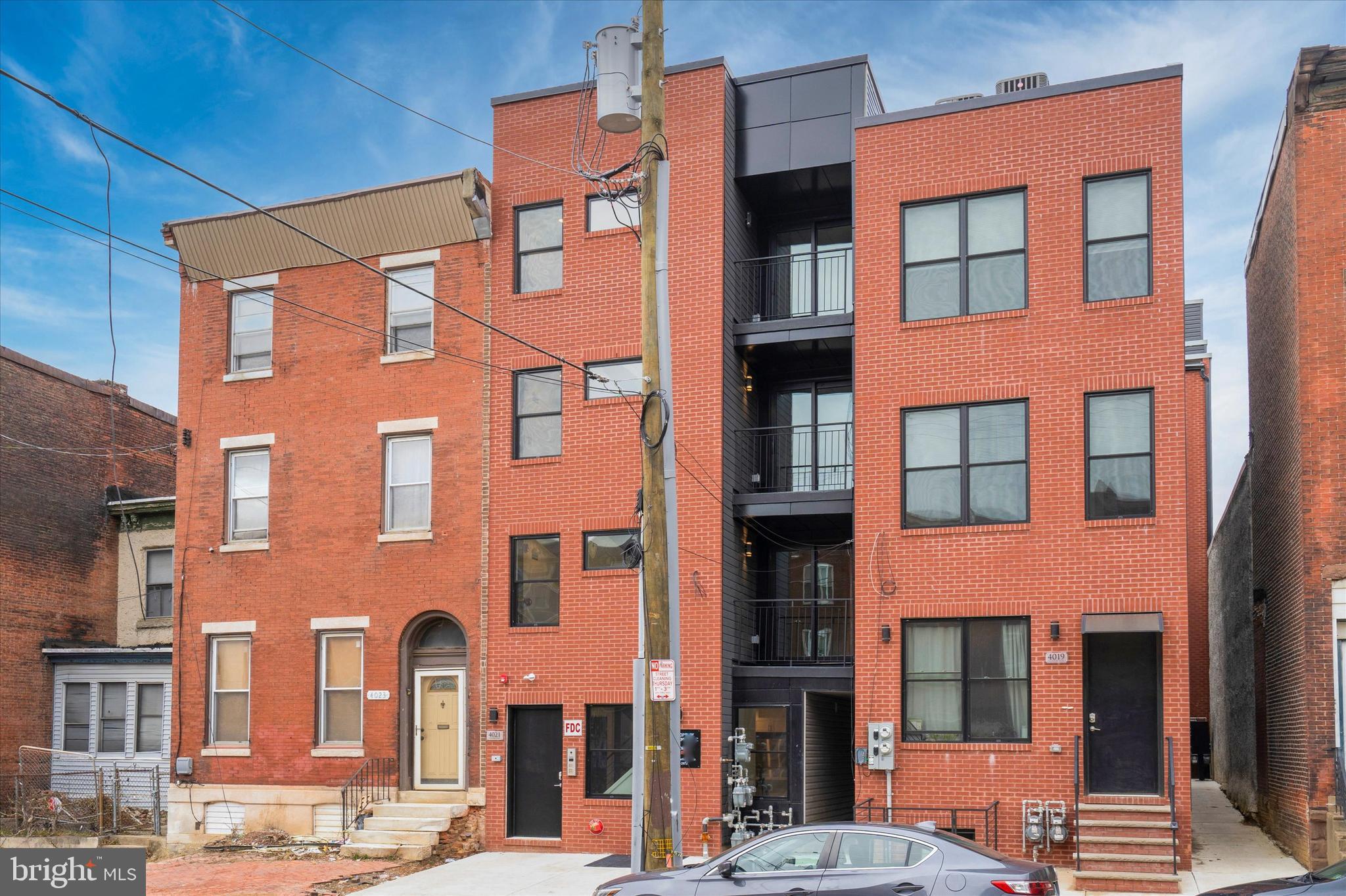 UNIVERSITY CITY - Commercial Sale