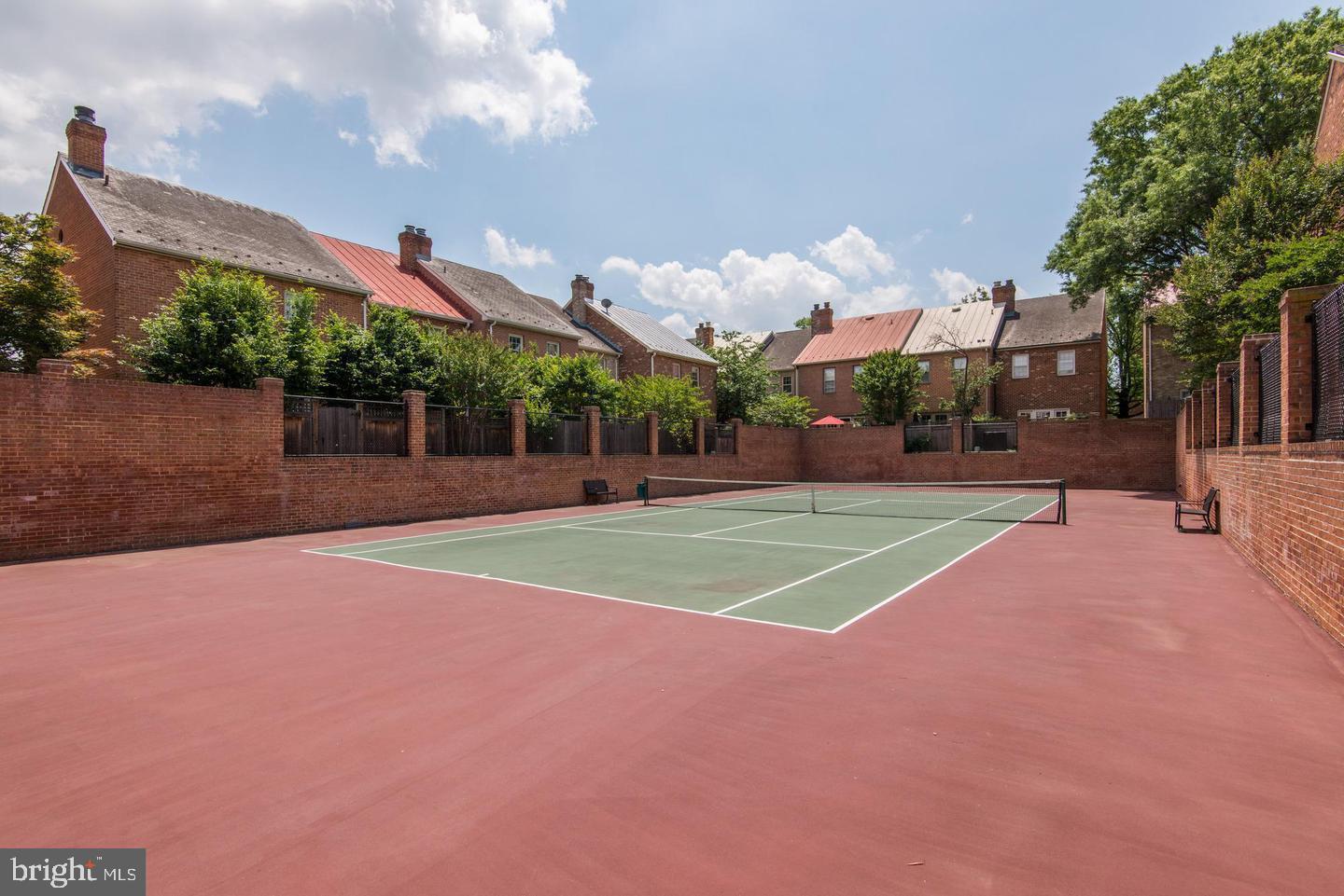 PRINCESS STREET TOWNHOUSES - Residential Lease