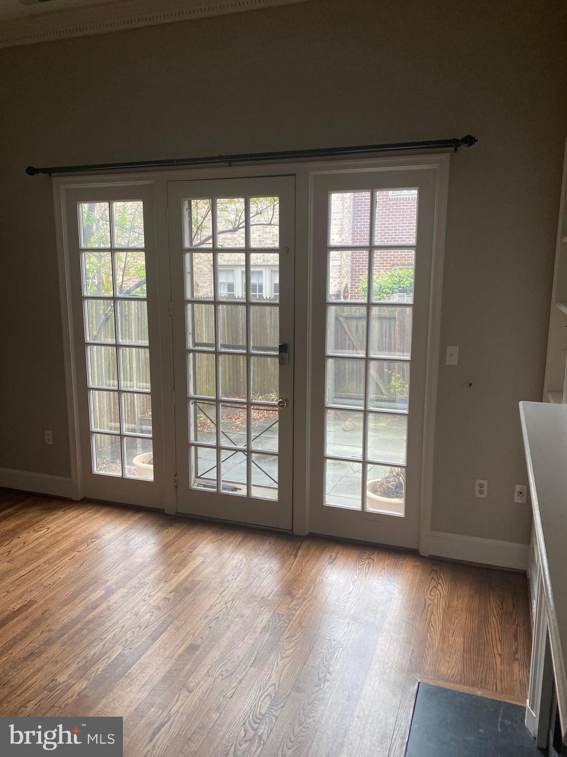 PRINCESS STREET TOWNHOUSES - Residential Lease