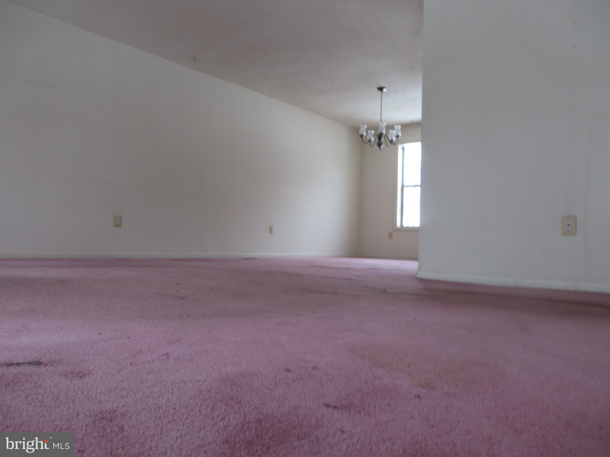 MARY-CATHERINE ESTATES - Residential