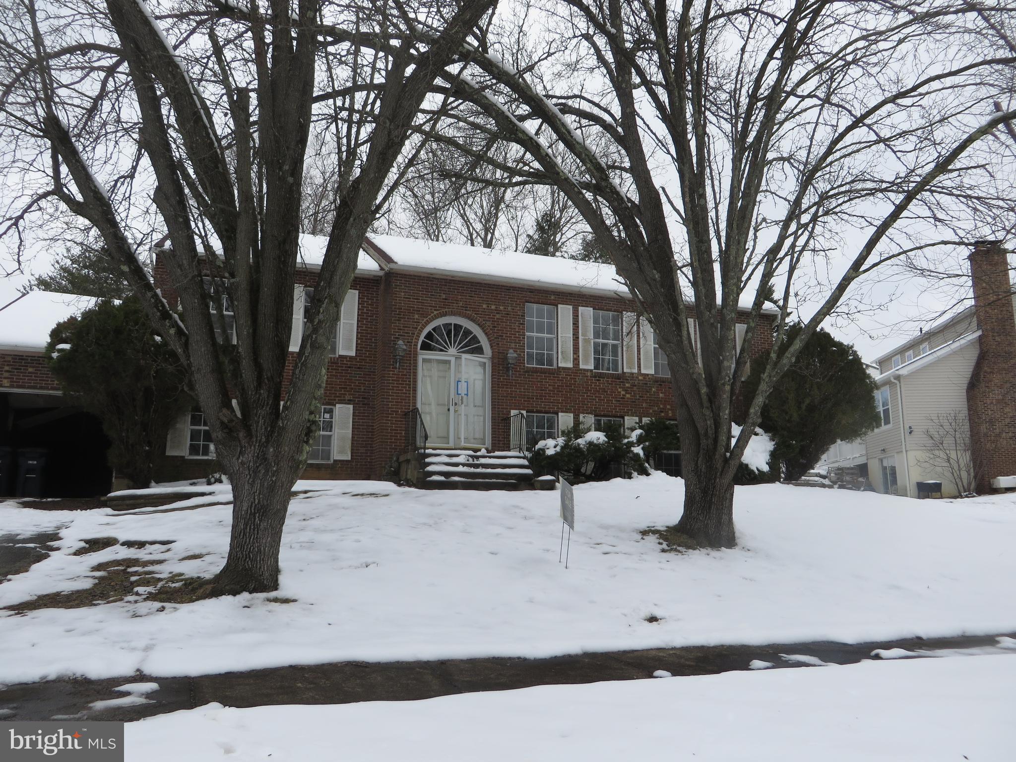 MARY-CATHERINE ESTATES - Residential