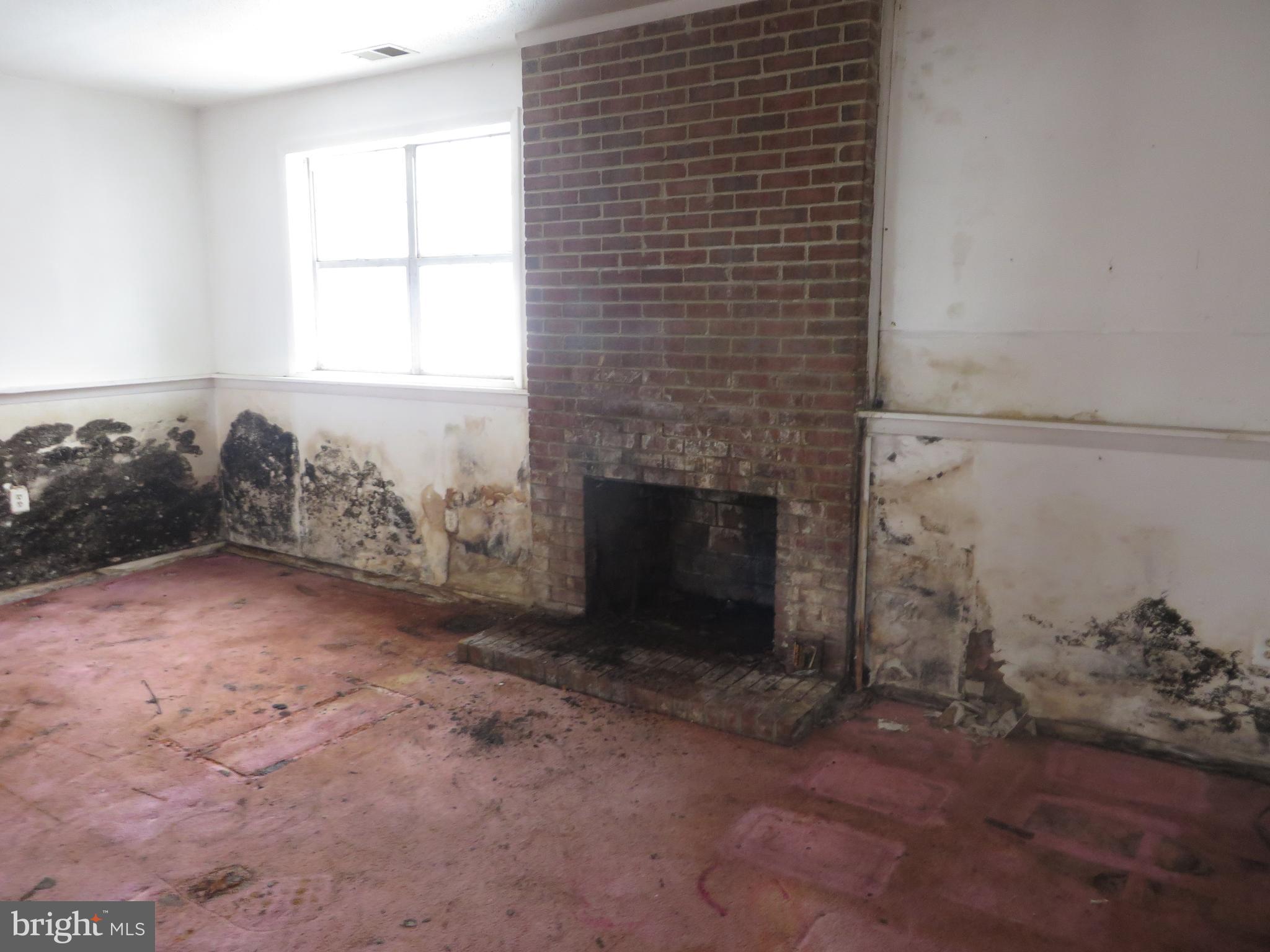 MARY-CATHERINE ESTATES - Residential