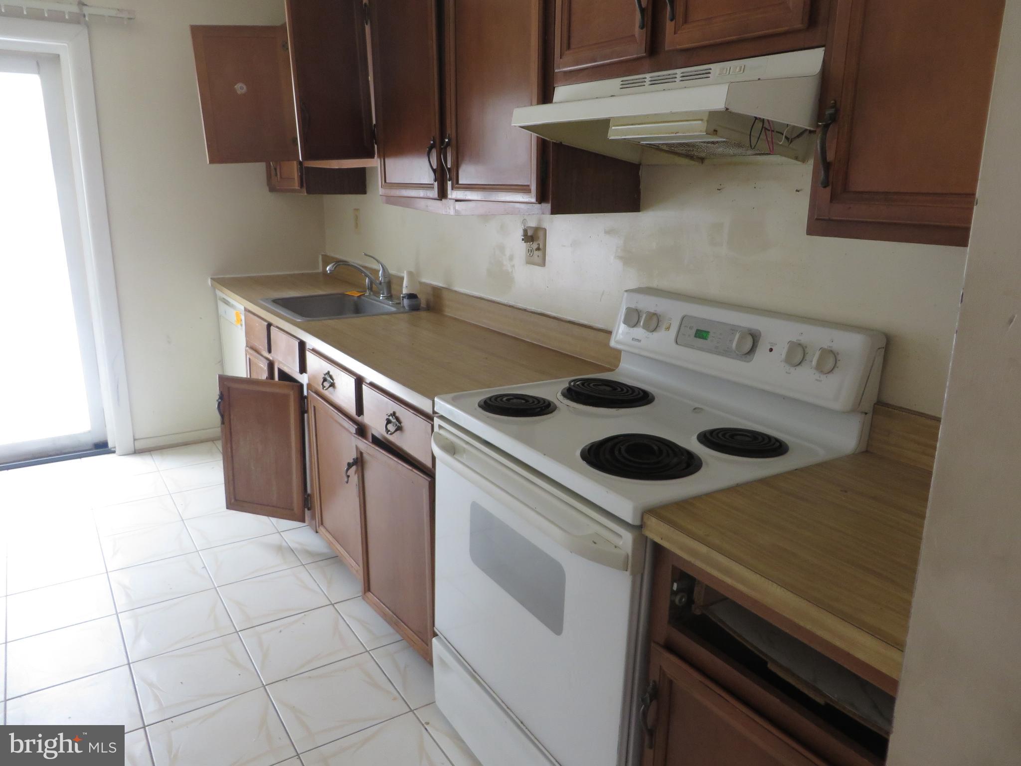 MARY-CATHERINE ESTATES - Residential