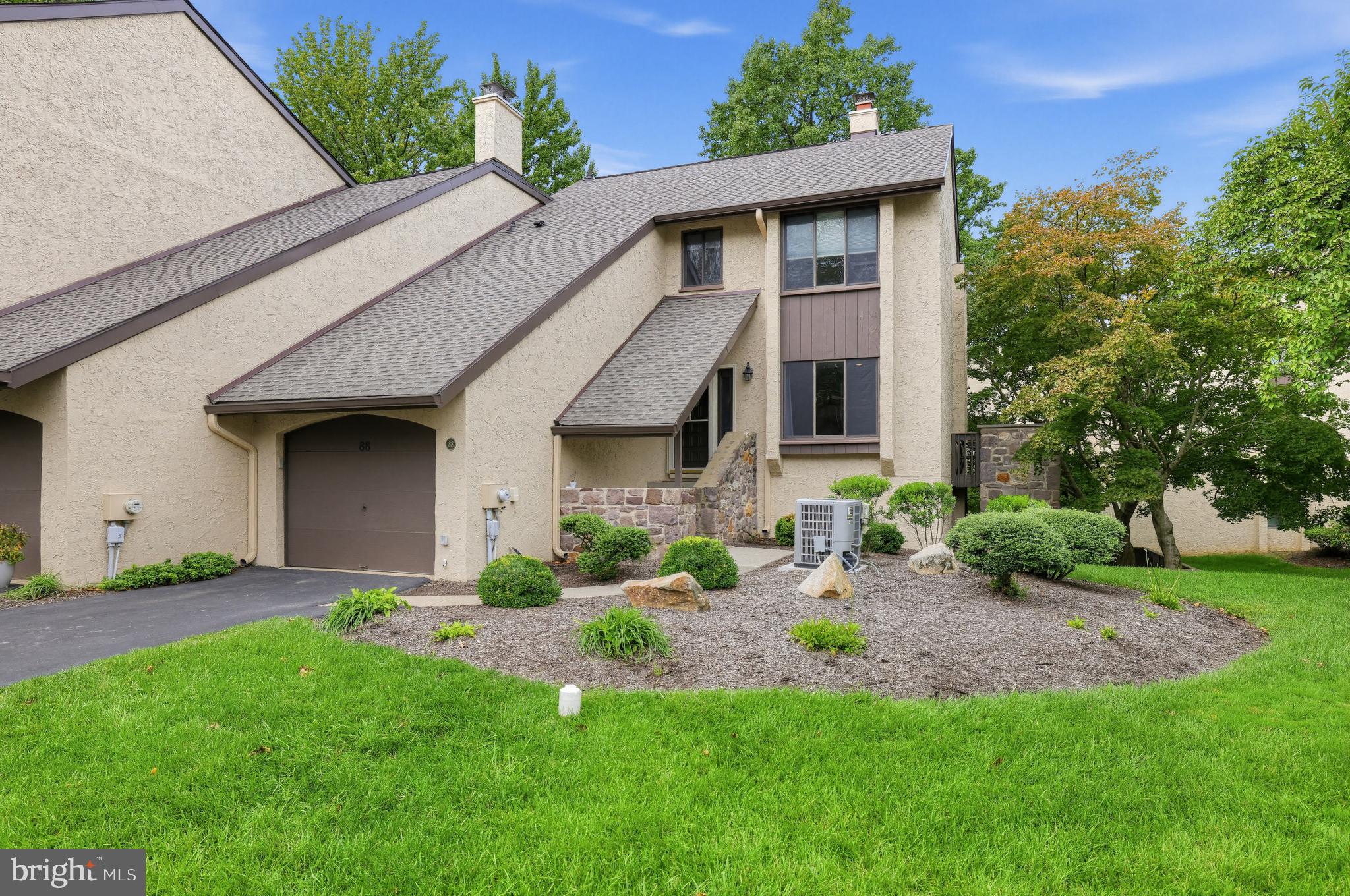 88 GOLF CLUB DRIVE