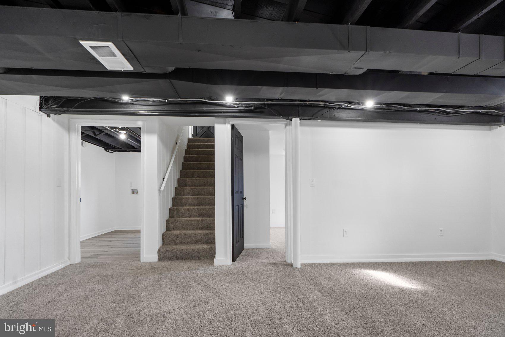 ROLAND TERRACE - Residential