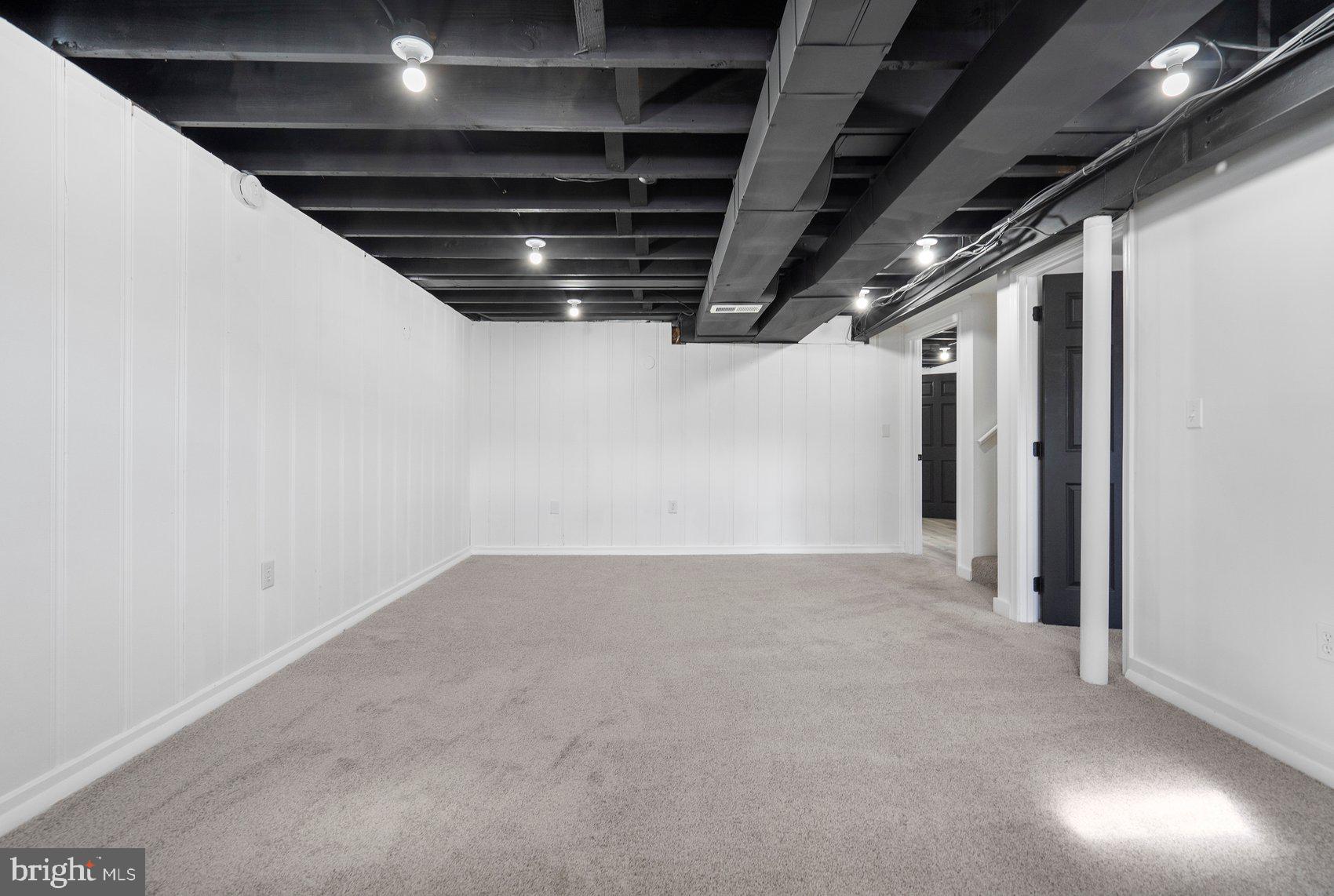 ROLAND TERRACE - Residential