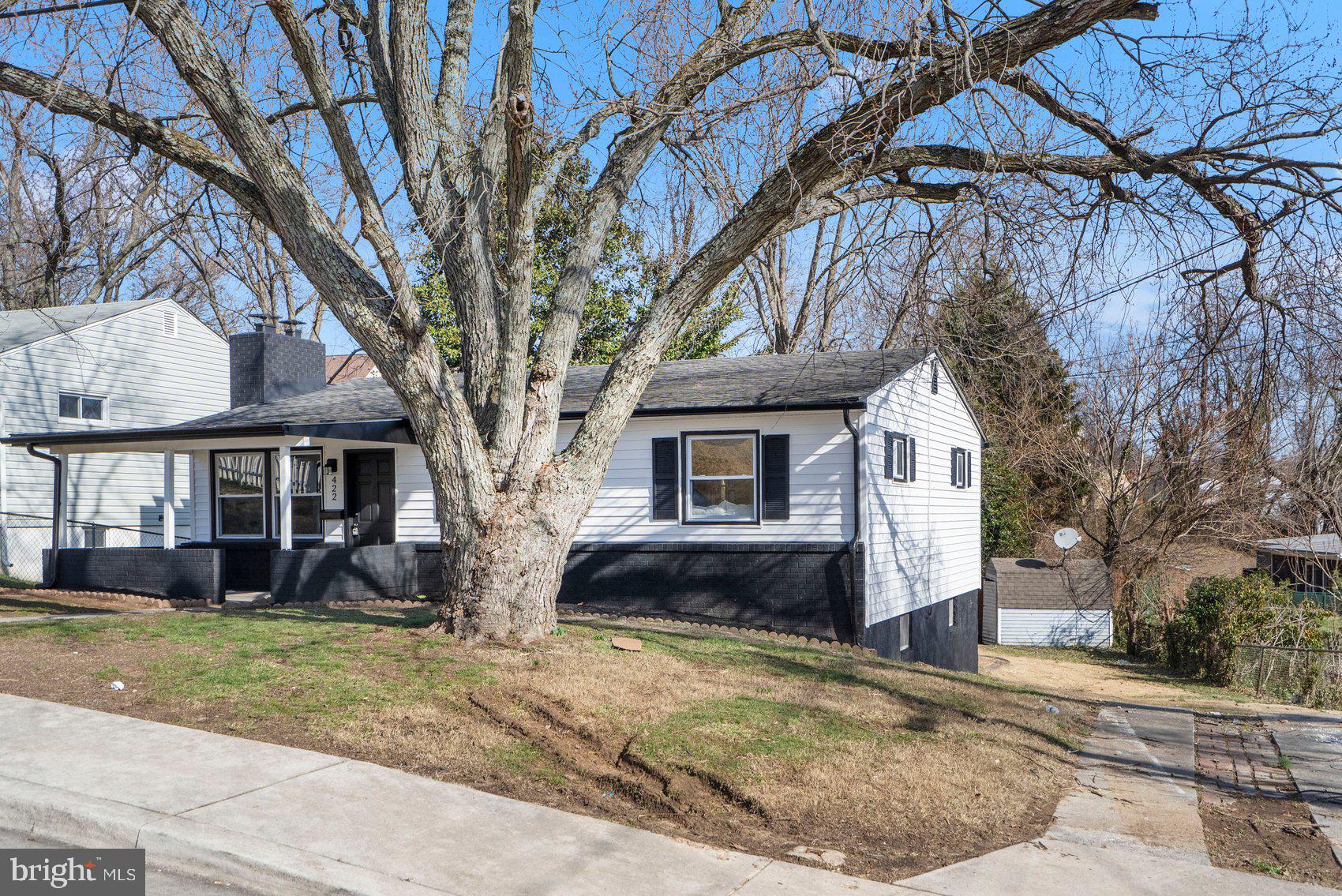 ROLAND TERRACE - Residential