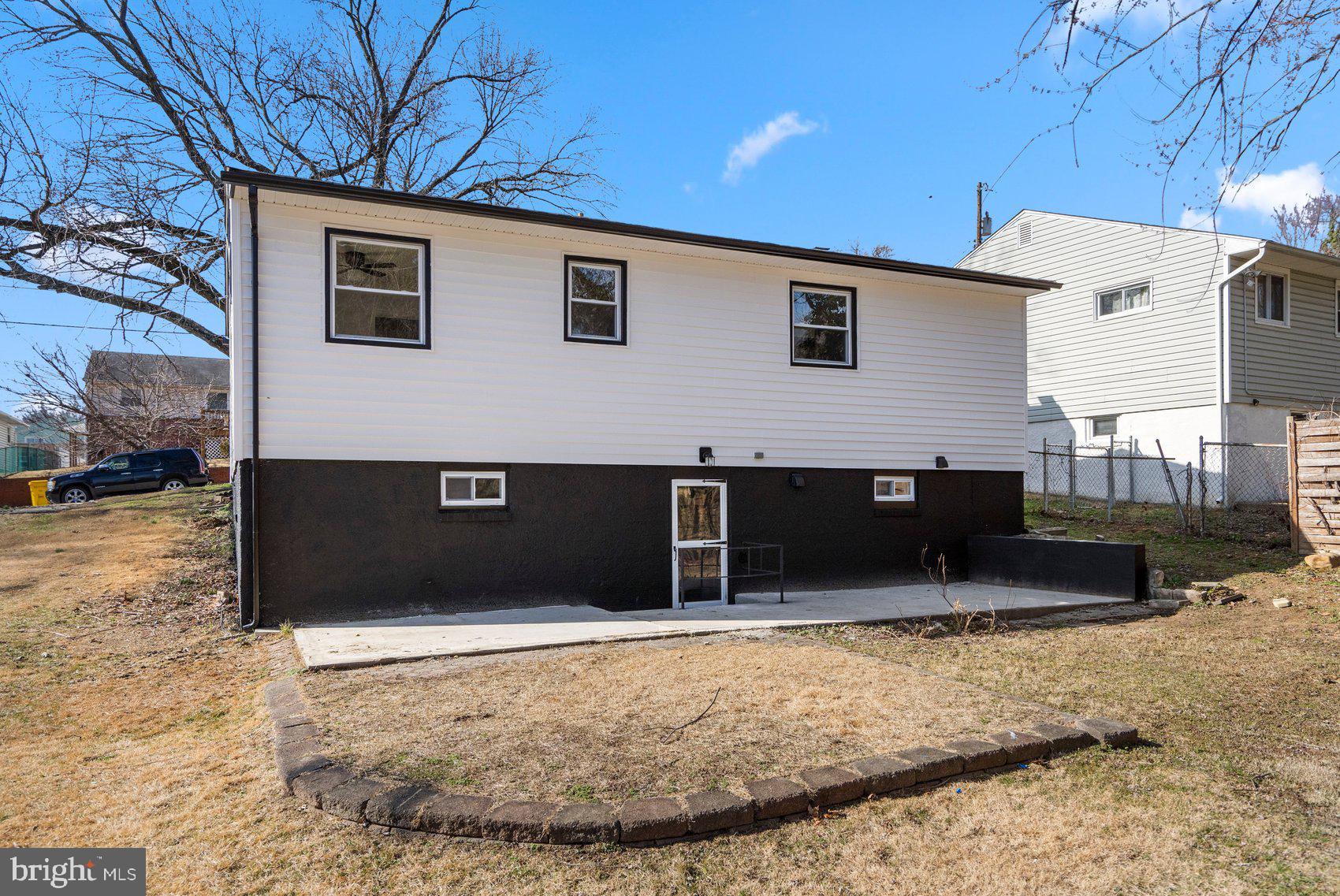 ROLAND TERRACE - Residential