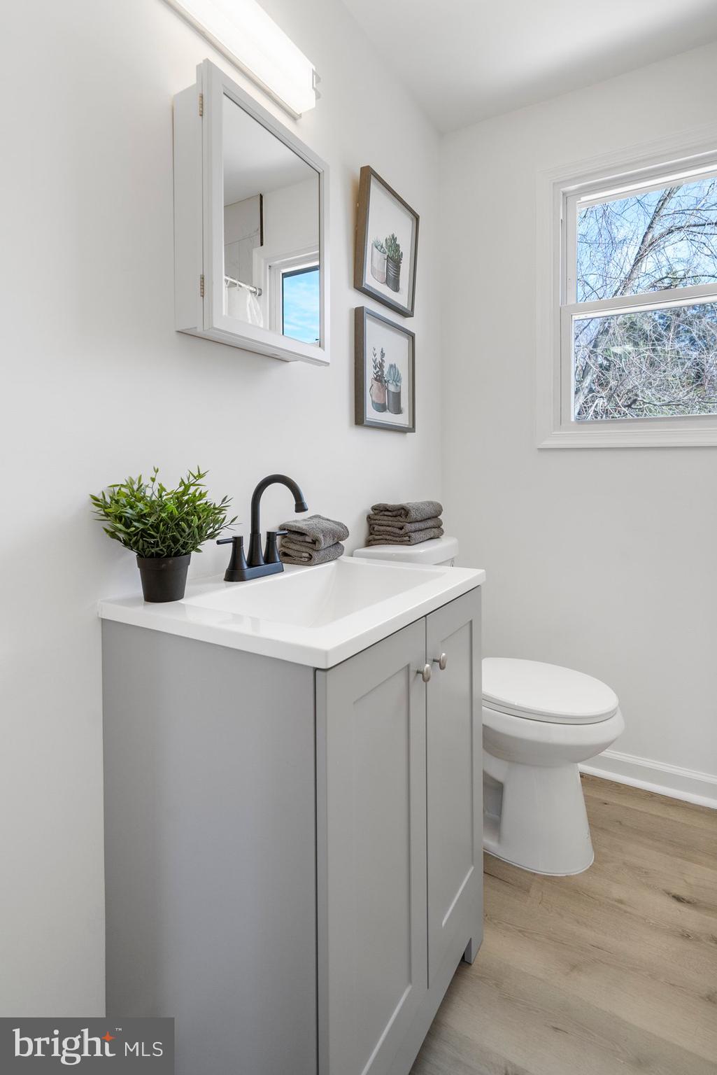 ROLAND TERRACE - Residential