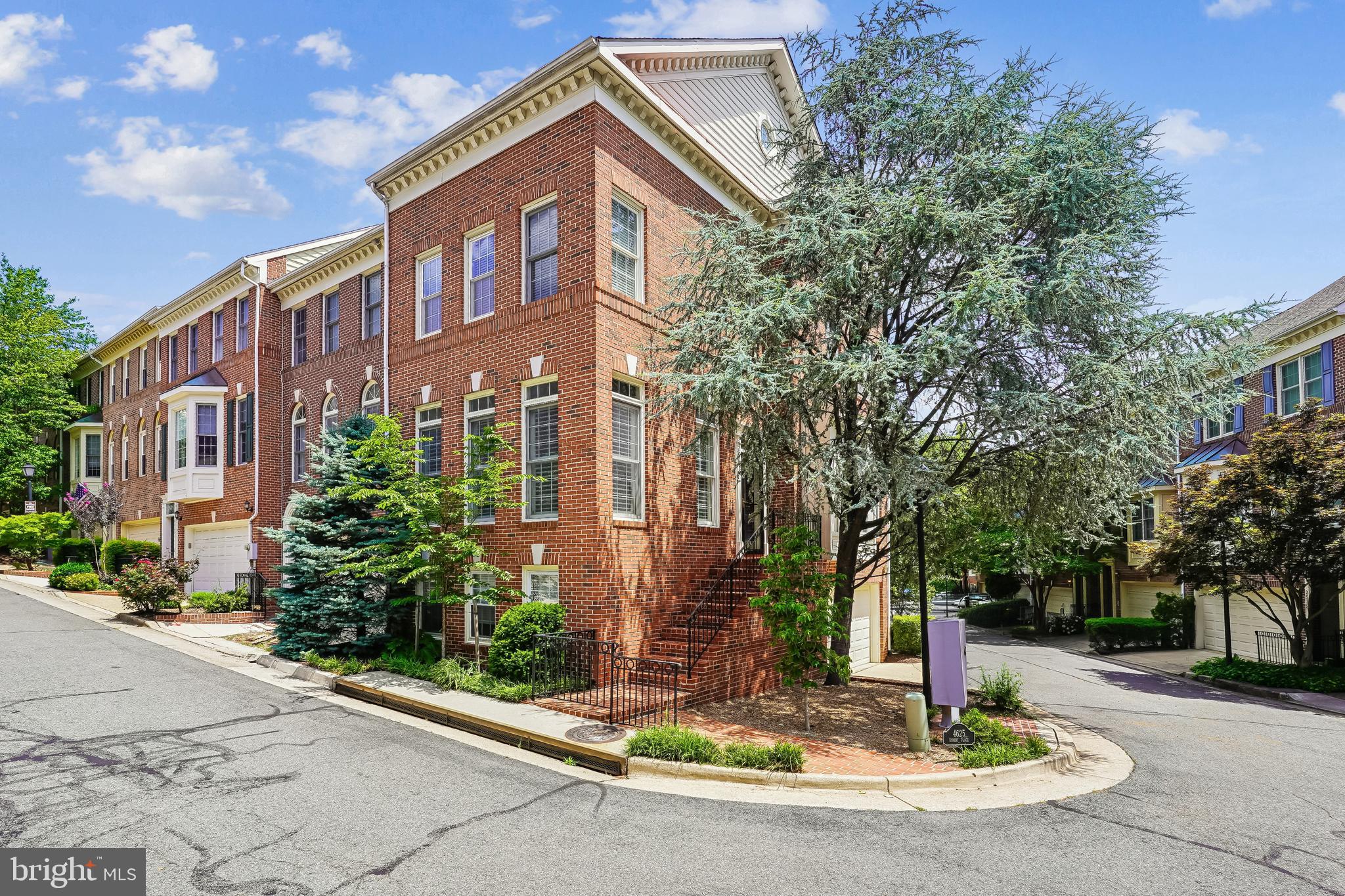 4625 KNIGHT PLACE
