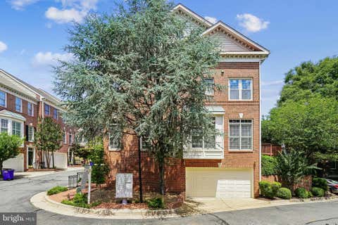 Townhouse For Sale - 4625 Knight Place<br/> ALEXANDRIA, VA 22311
