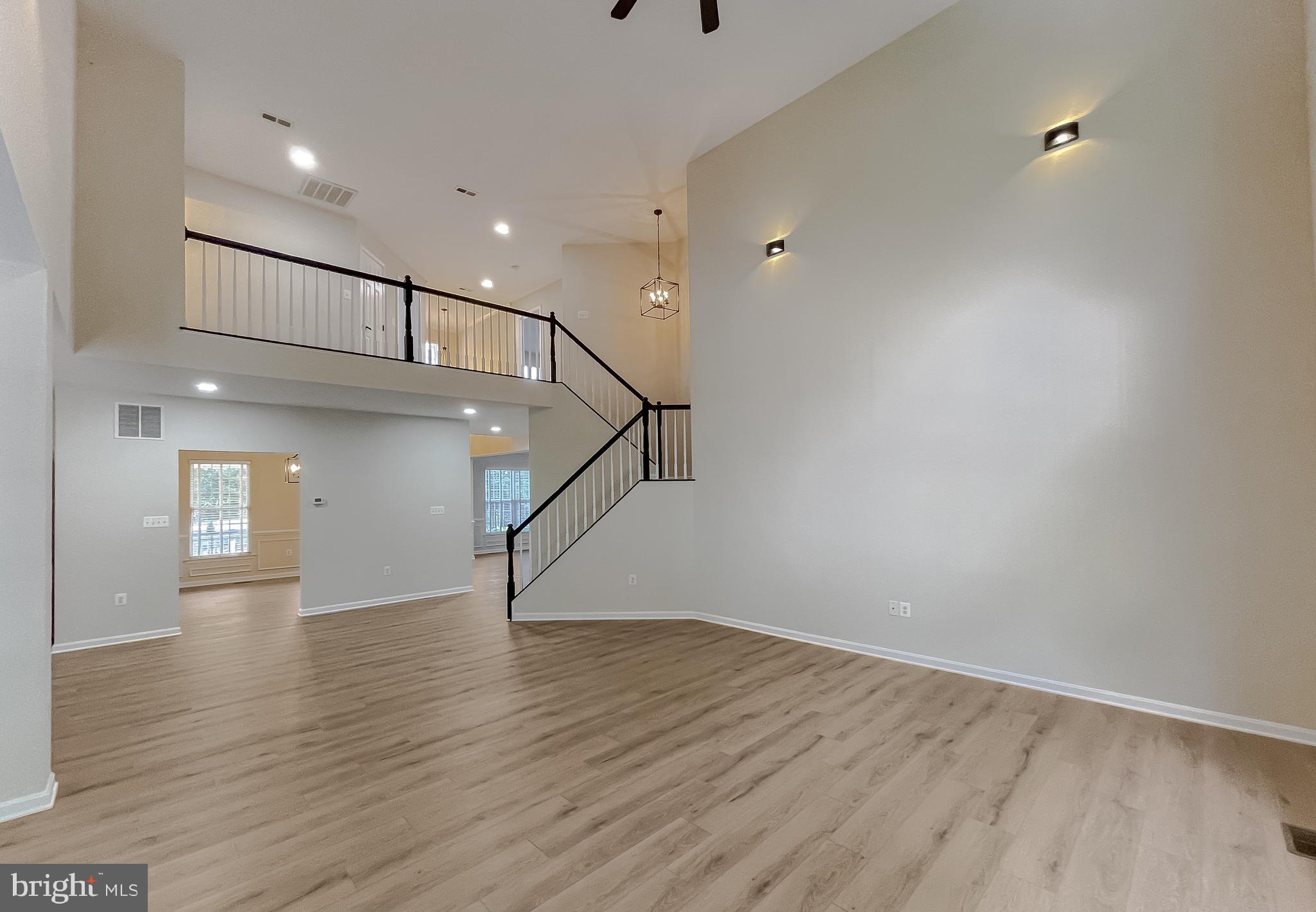 LORINS PRIDE - Residential