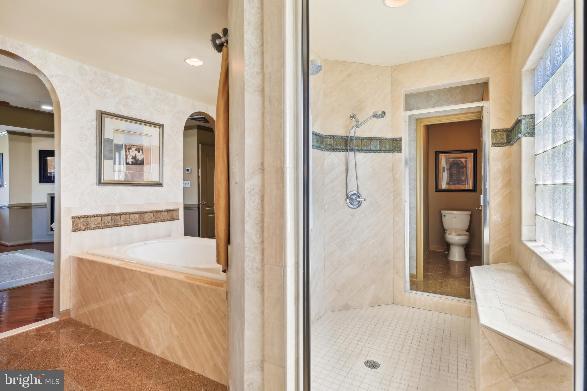 WILSHIRE - Residential