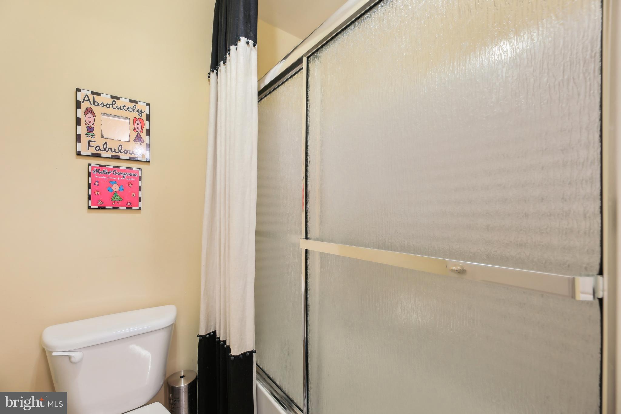 WILSHIRE - Residential