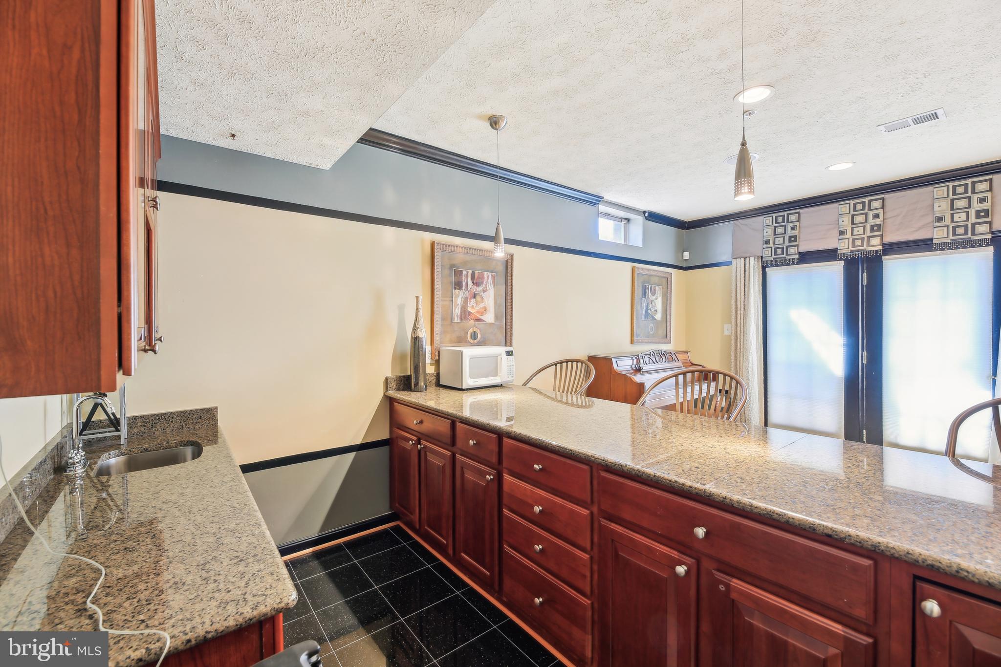 WILSHIRE - Residential