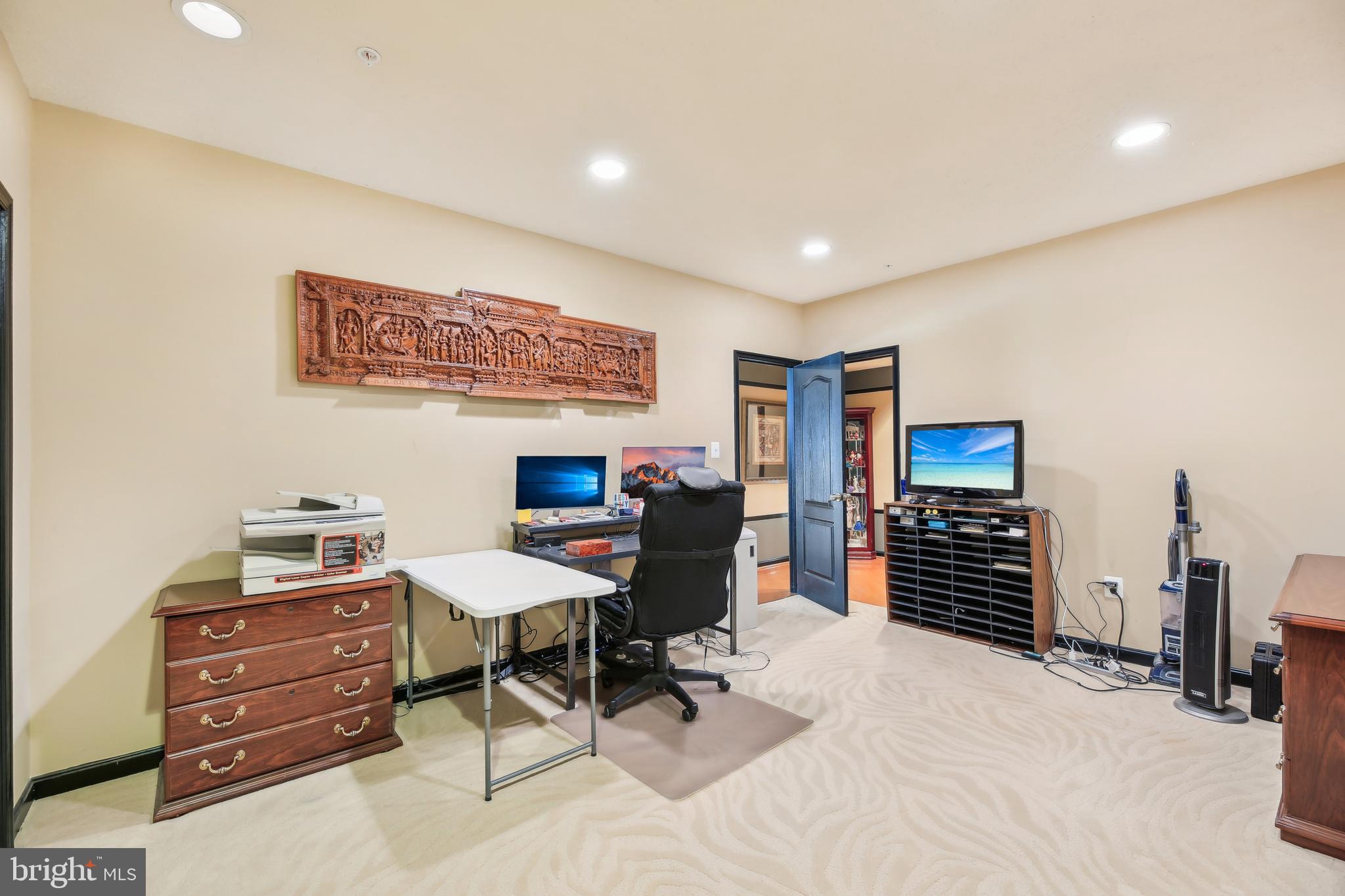 WILSHIRE - Residential