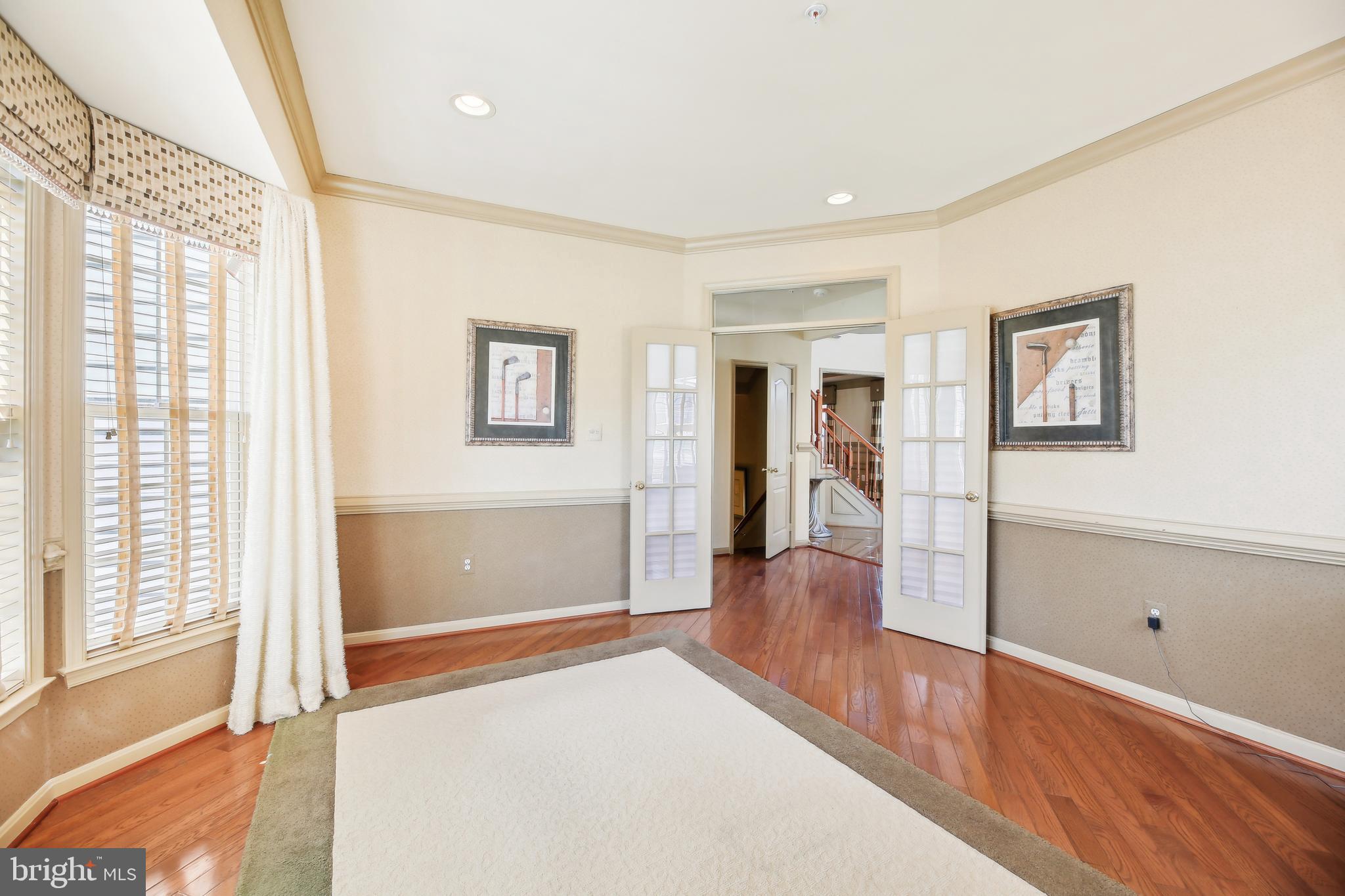 WILSHIRE - Residential