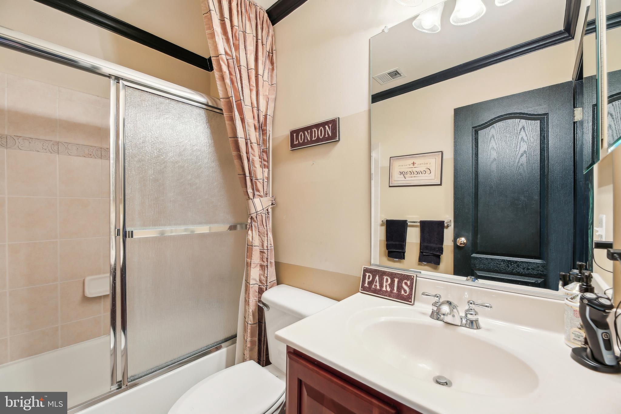 WILSHIRE - Residential