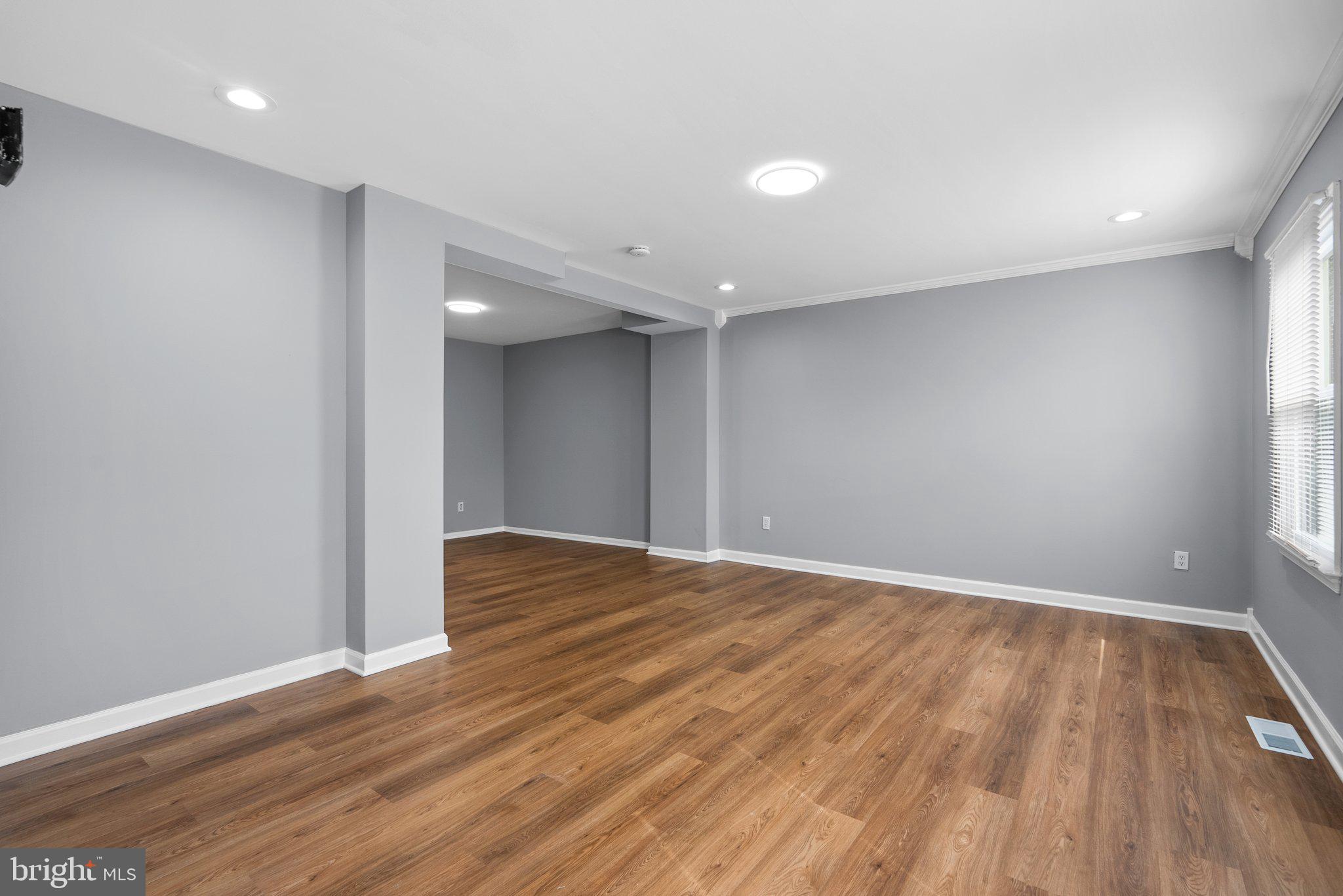 2325 WOODBERRY DRIVE